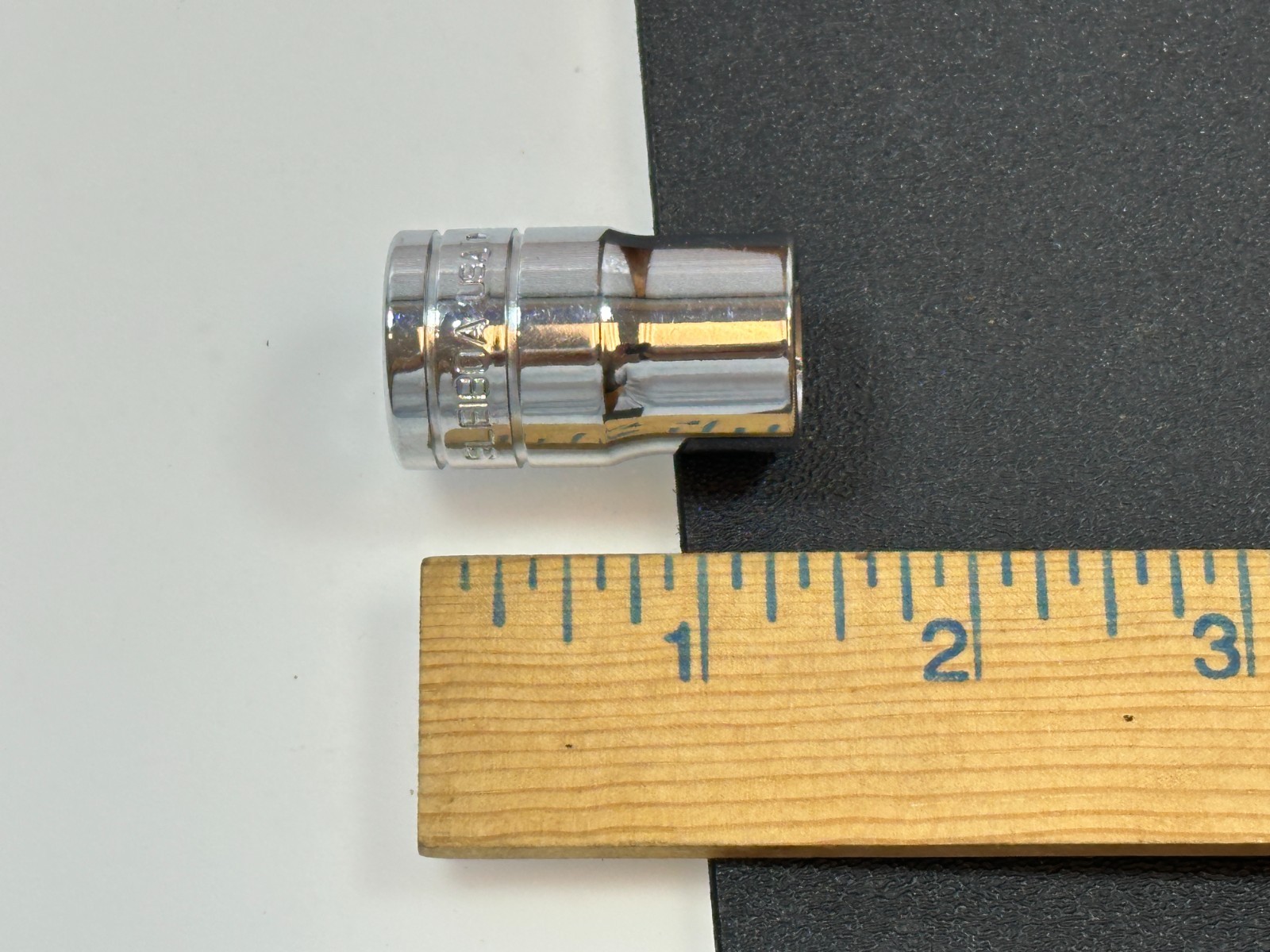 🇺🇸 Snap On Tools USA 1/2 Drive E18 Chrome Shallow Inverted Torx Socket SLE180A