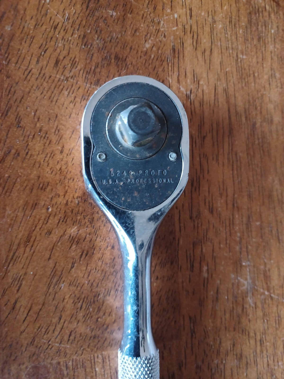 Proto Pear Ratchet 5249 3/8″ Drive With 13 various Sockets. Great mix! Nice