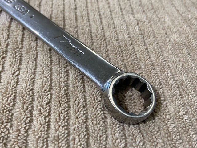 SNAP-ON TOOLS 17MM METRIC 12PT COMBINATION WRENCH MODEL: OEXM170B «OWNER MARKS»
