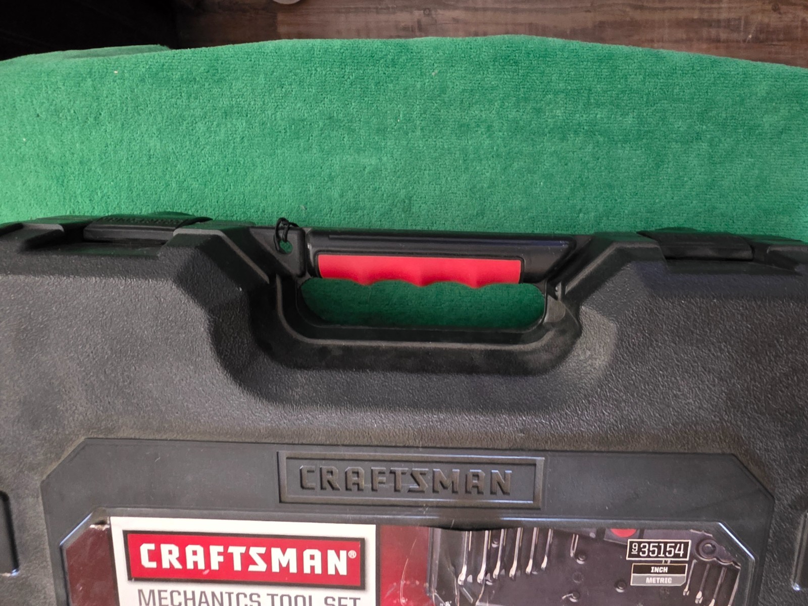 Craftsman 154 pc. socket set SAE/Metric sizes complete with case