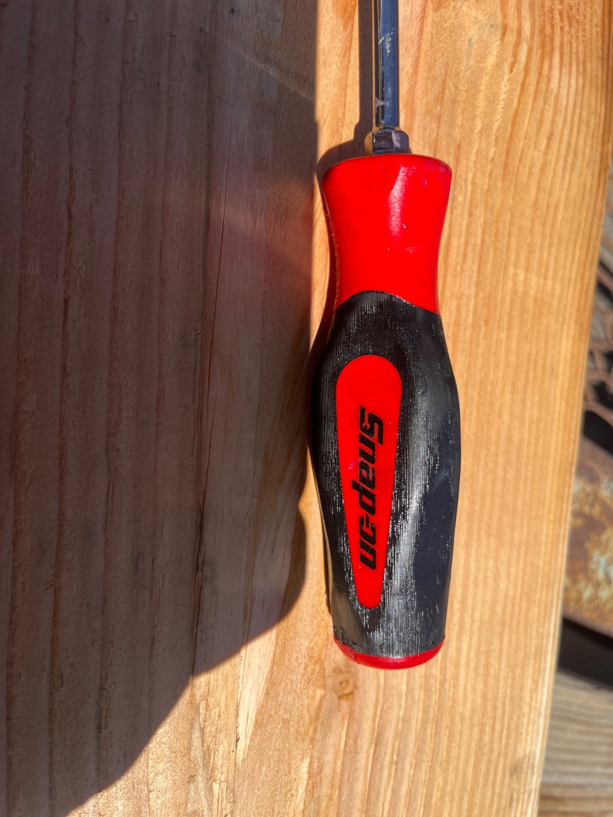 SNAP ON – SGD4B RED/BLACK COMFORT GRIP FLAT BLADE SCREWDRIVER 1/4 – LOC#27
