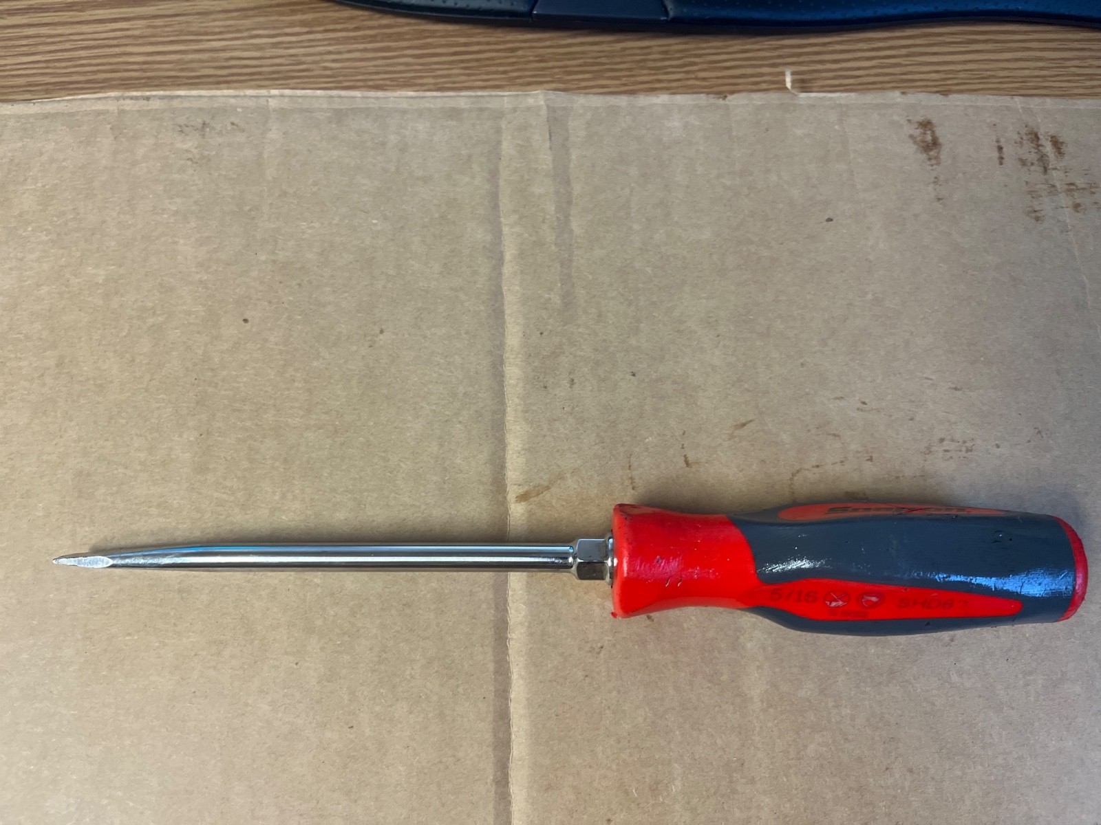 SNAP ON SHD6 – 5/16 FLAT BLADE SCREWDRIVER- RED/GRAY LOT#31