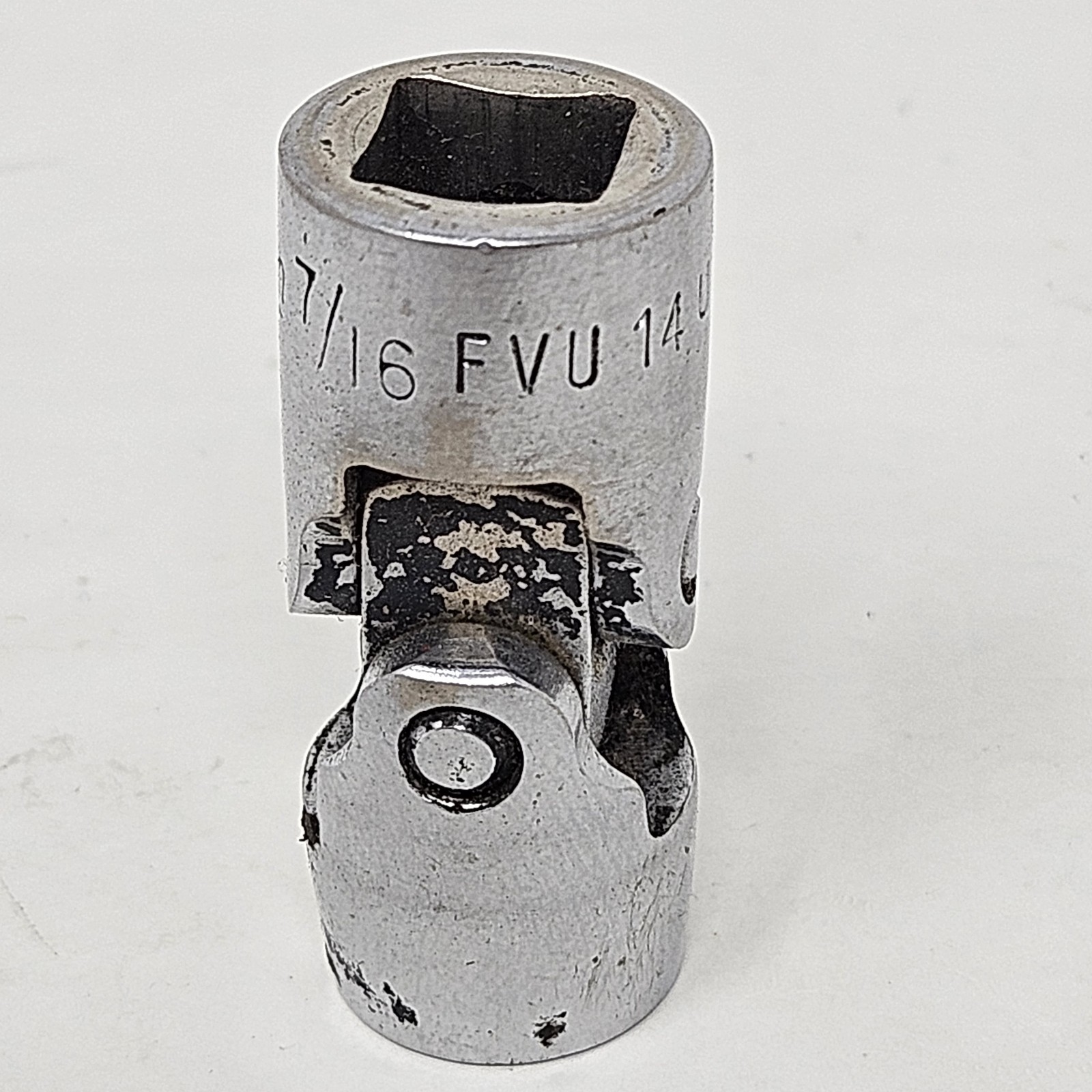 Vtg Snap-on 3/8″ Drive 12 Point 7/16” Shallow Swivel Socket SAE FVU14 Made USA
