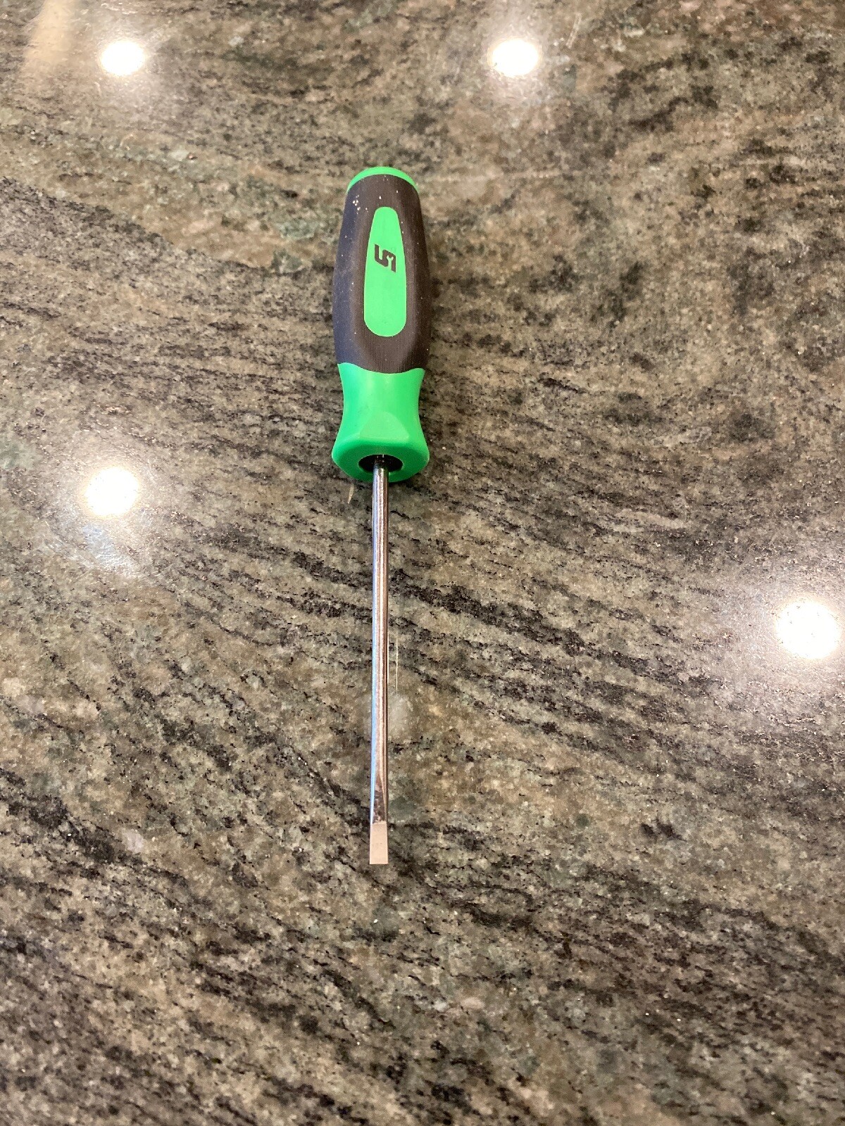 Snap On sgd304bg flat tip soft grip mini tip screwdriver green