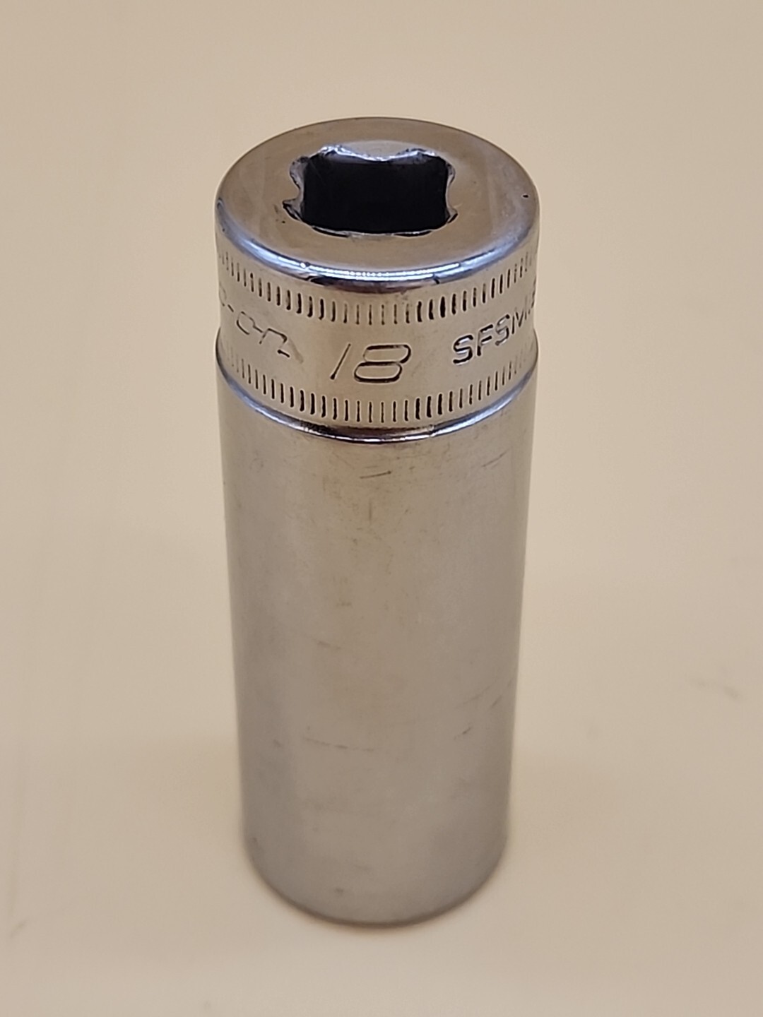 Snap-on Tools Deep Well Chrome Socket 3/8″ Drive 18mm Metric 6-Point SFSM18