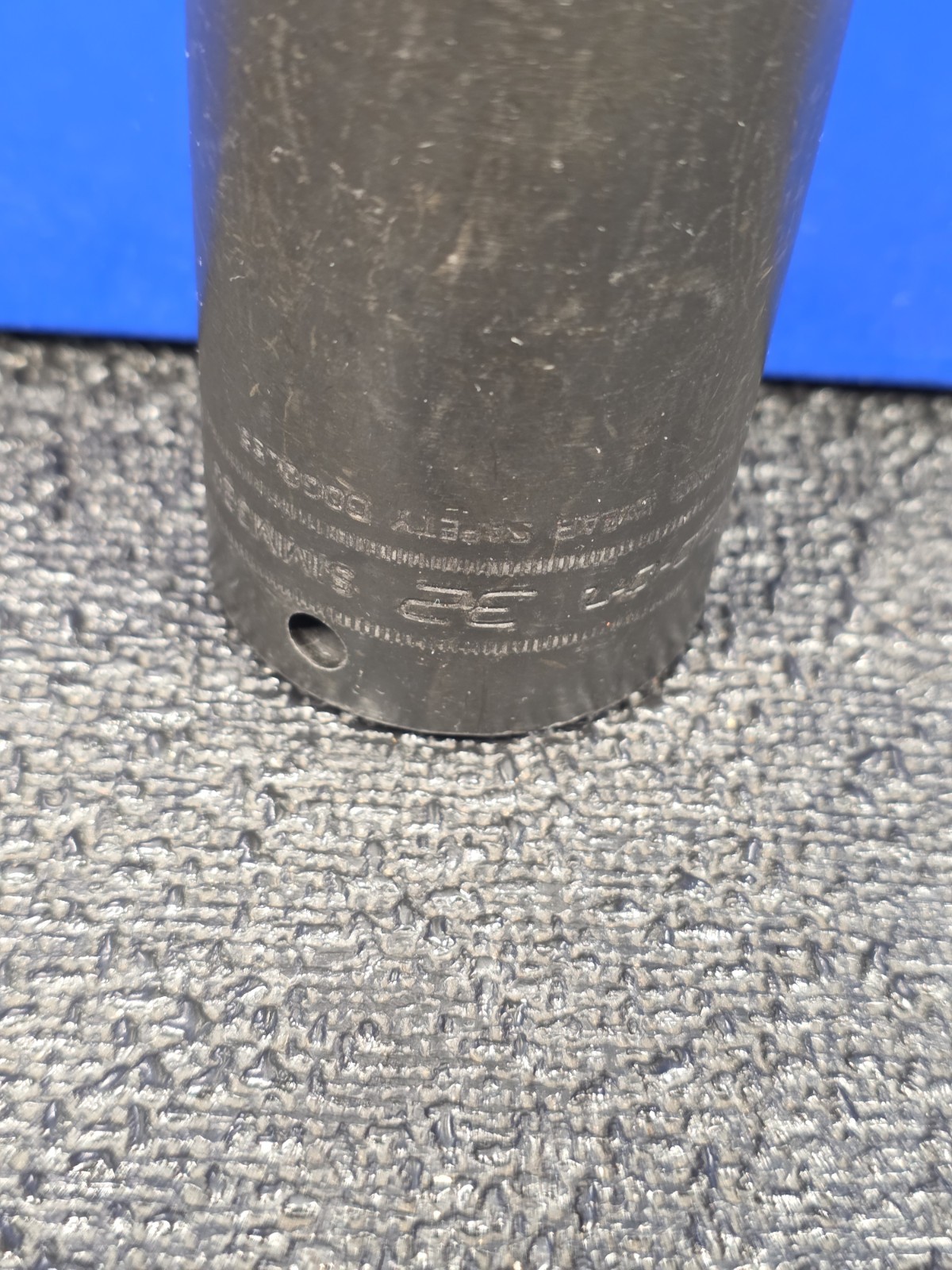 Snap-on Tools SIMM320 32mm 1/2″ Drive Metric DEEP 6-Point Impact Socket USA