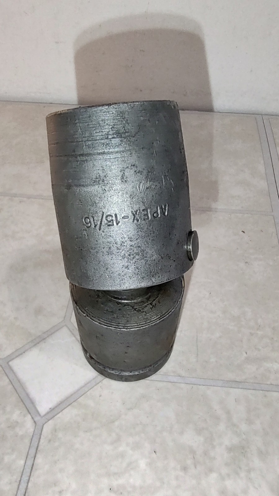 APEX Dayton 3/4″ Drive 15/16″ 6-Point Impact Swivel Socket