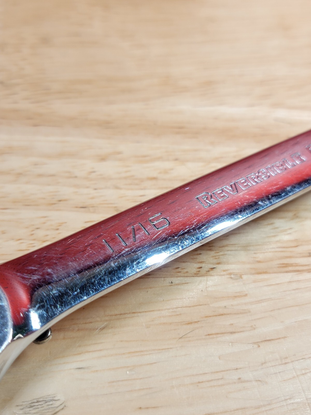 GearWrench Reversible 11/16″ SAE 12-Point Ratchet Wrench