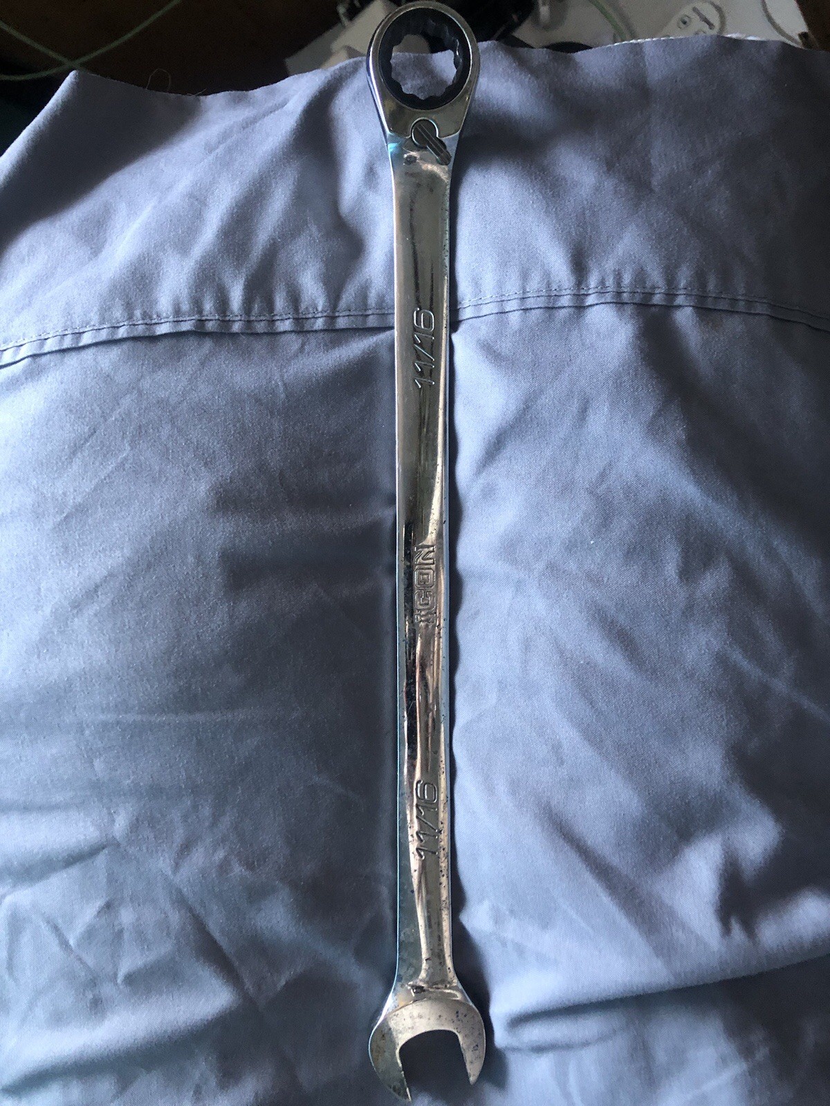 Icon 11/16 Wrench With Ratchet