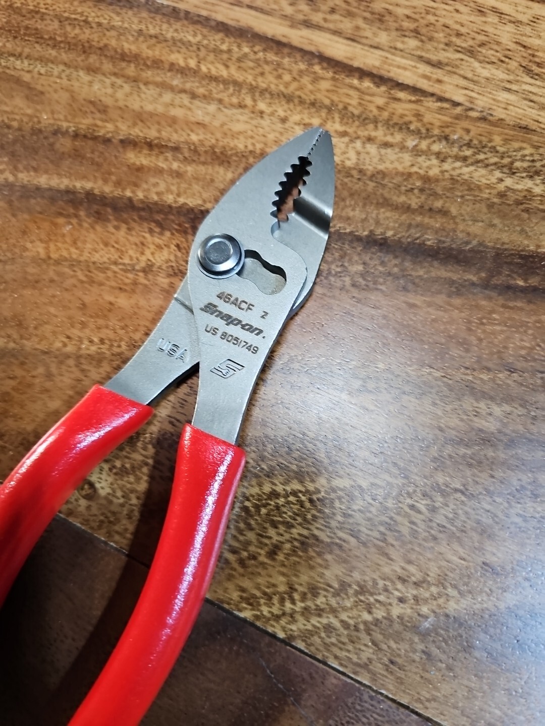 *NEW * Snap On 46ACF CLASSIC RED 6″ Combo Slip Joint Pliers FAST N FREE SHIPPING