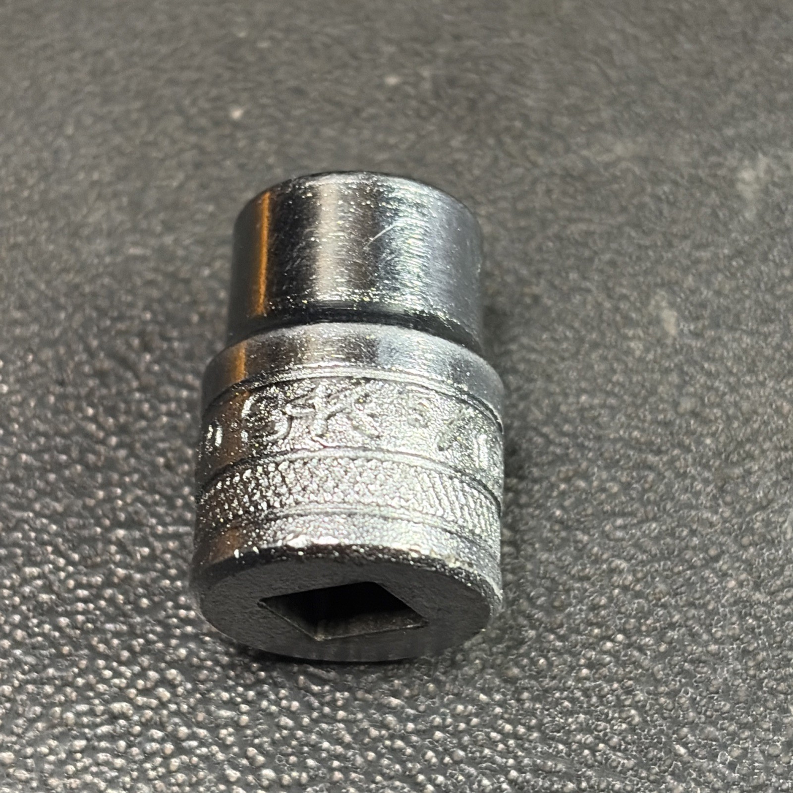 S-K 40900 5/16” Knurled Socket 8-Point Double Square, 1/4″ Drive