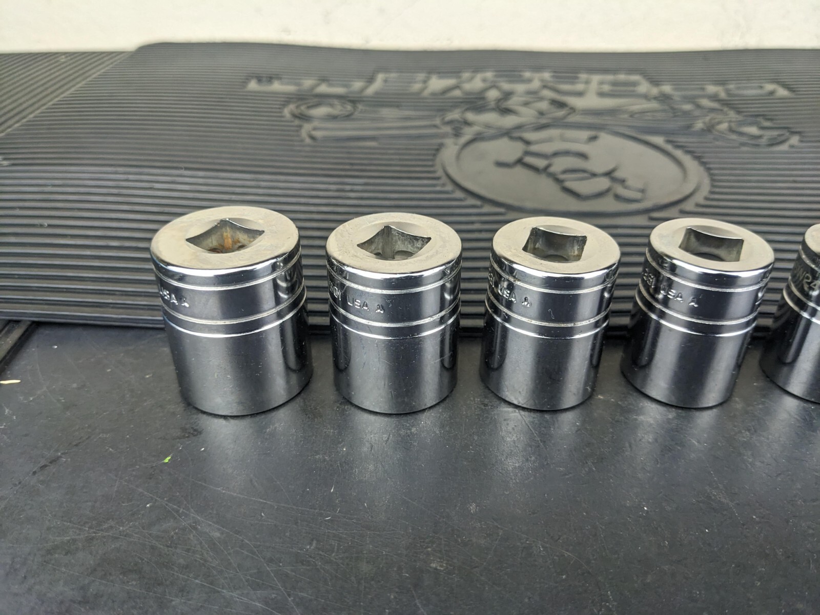 #av825 Snap-On Set 1/2″ Drive Socket Set 9/16″ to 1” SAE SW Series 12 Point