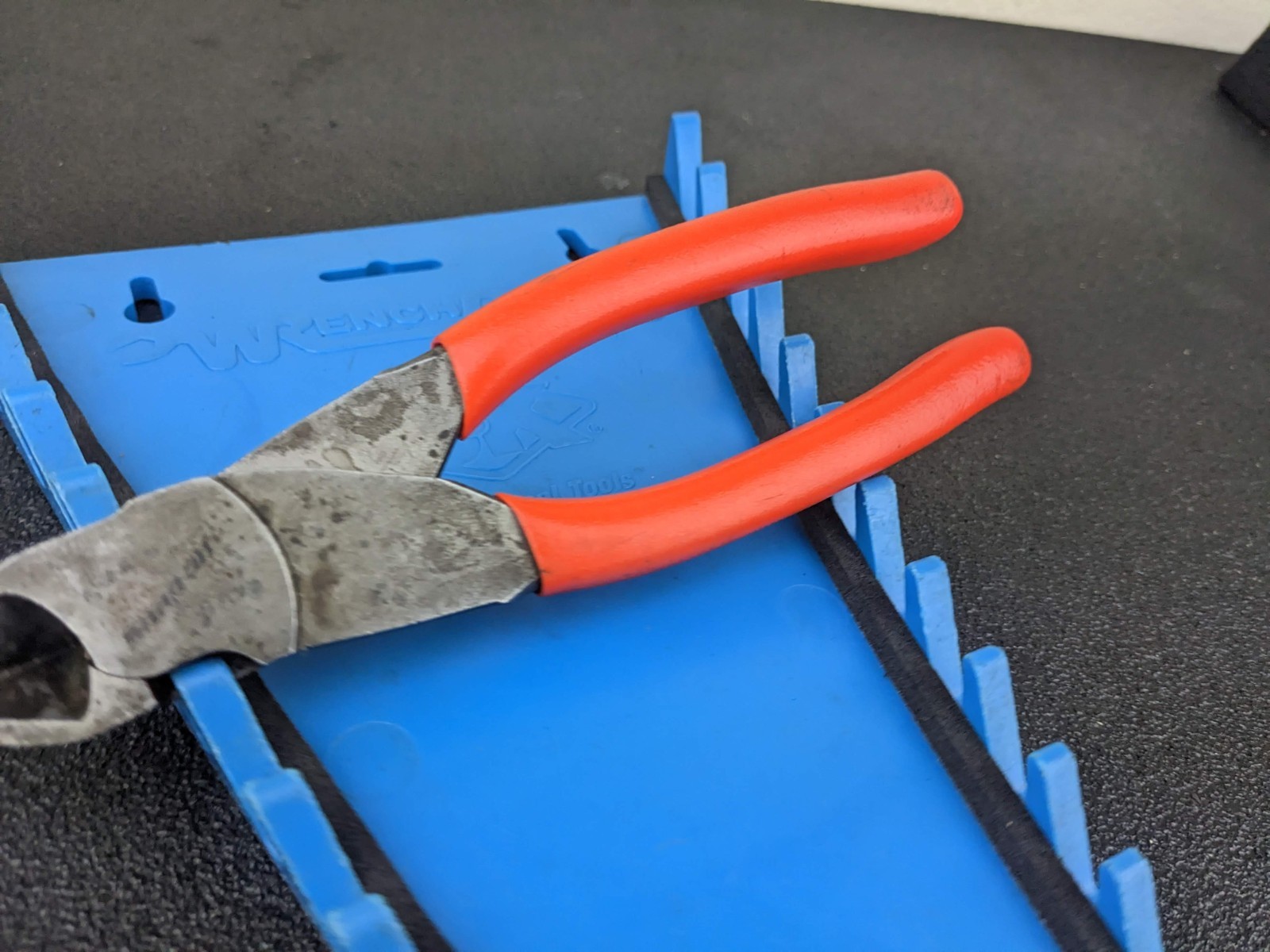 #bo495 Snap-on Tools USA ORANGE Soft Grip 7″ Diagonal Cutter Pliers 87CF
