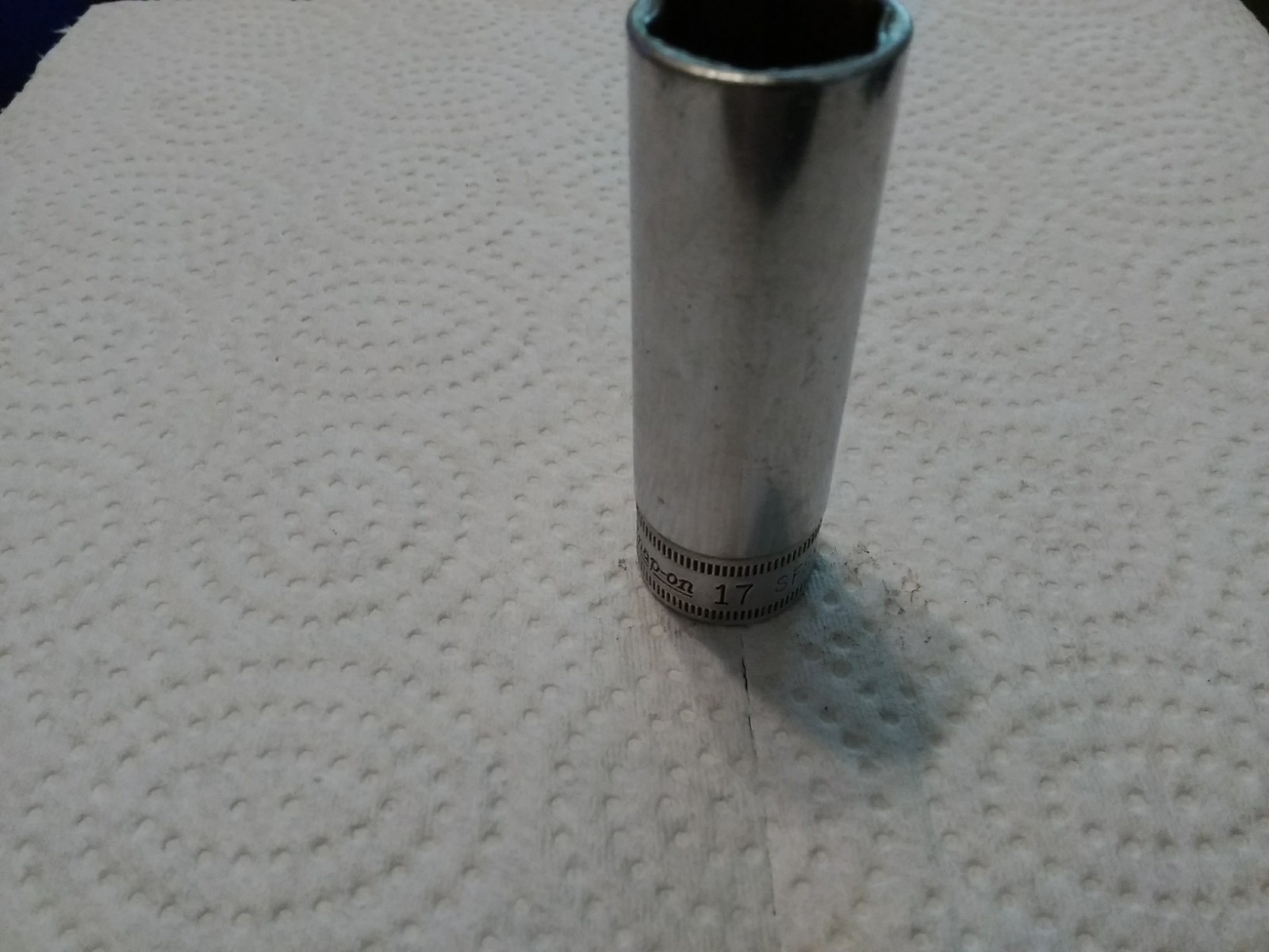 Snap-on Tools SFSM17 3/8″ Drive 17mm 6 Point Deep Chrome Socket USA