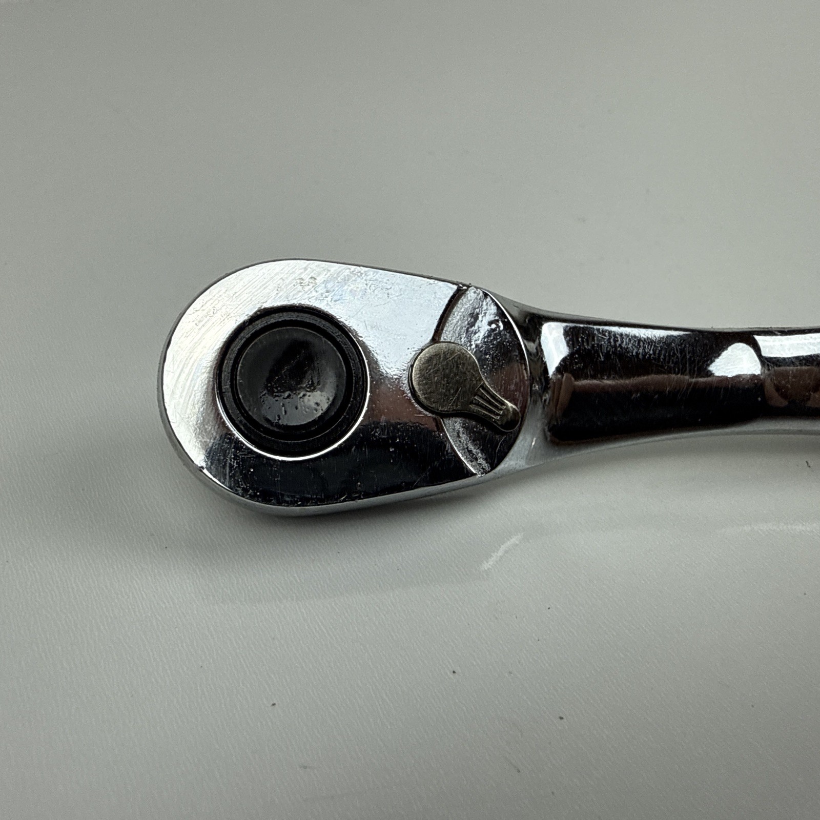 Craftsman 1/4″ Drive Thin Profile Ratchet 84 Tooth 44994