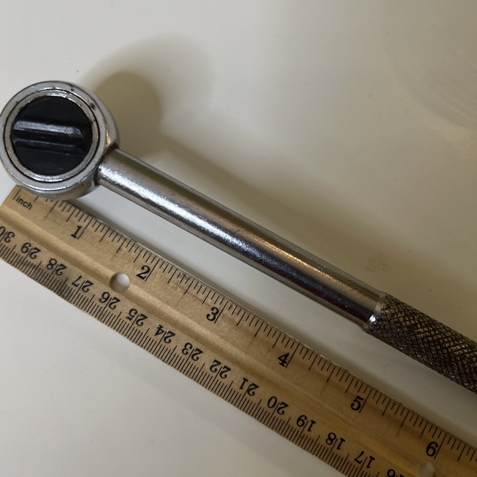 Vintage Hand Tool Drive Ratchet Knurled Handle