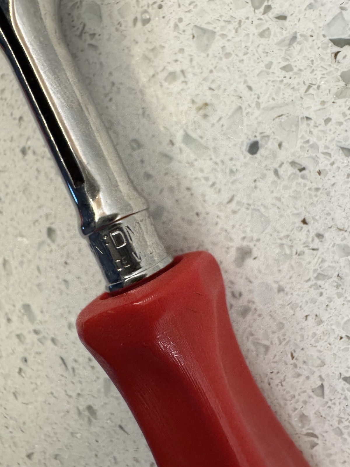 Snap-on THNFD72 1/4″ Drive Red Classic Hard Handle Swivel Ratchet