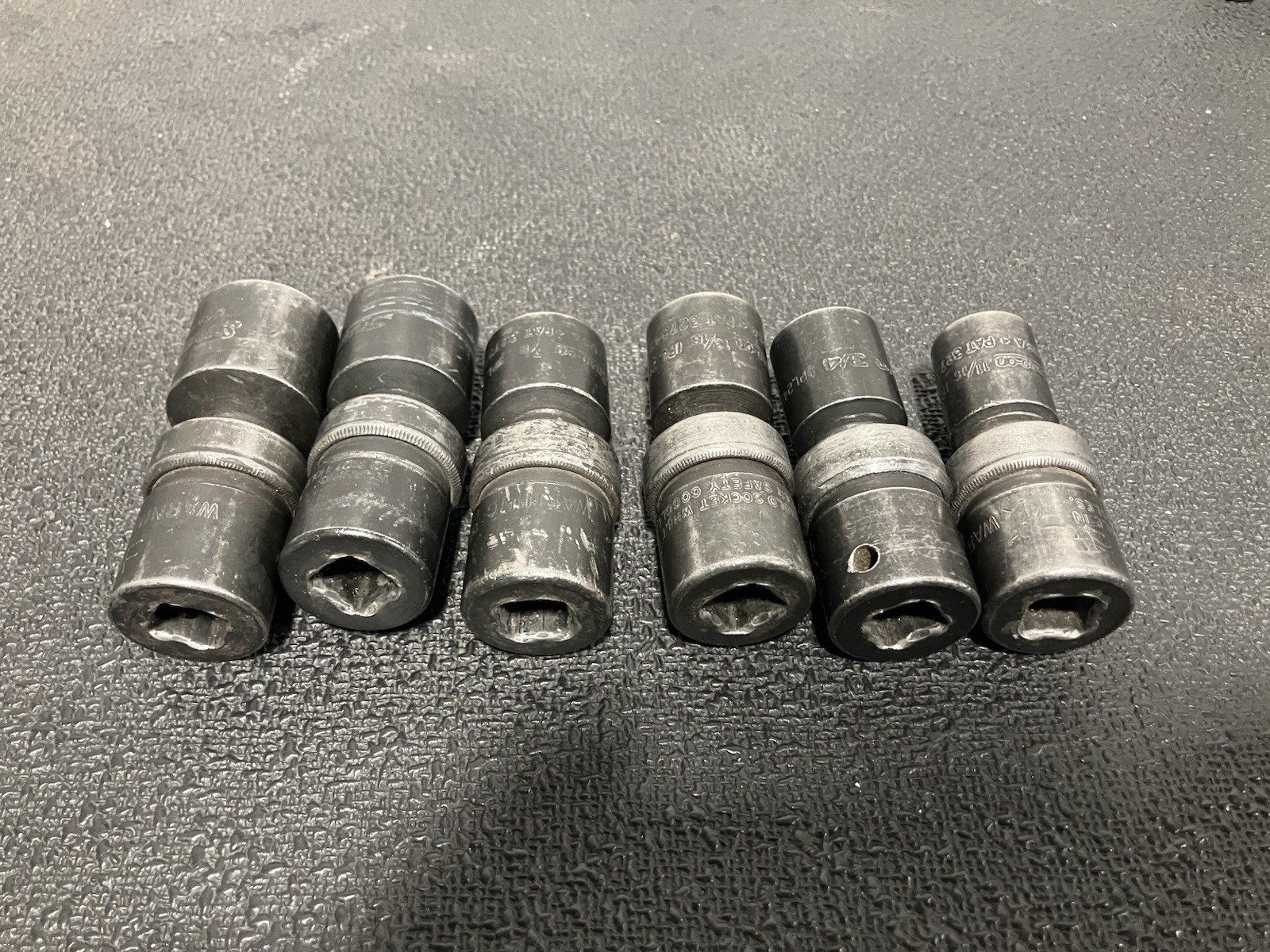 Snap On 1/2 Sae Impact Wobble Swivel Socket Set 1”-11/16”.