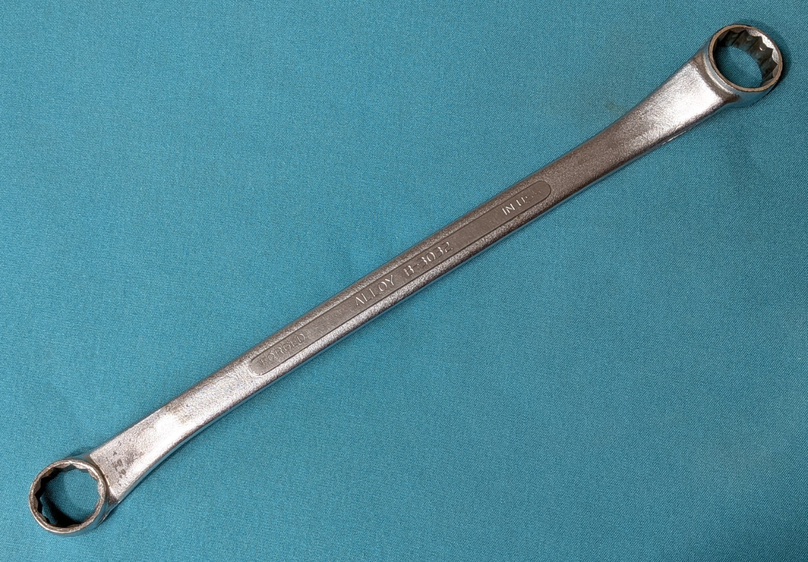 S-K Wayne # B-3032 12pt. Box End Wrench 1″ x 15/16″ x 15-1/2″ Vintage 1960’s Era