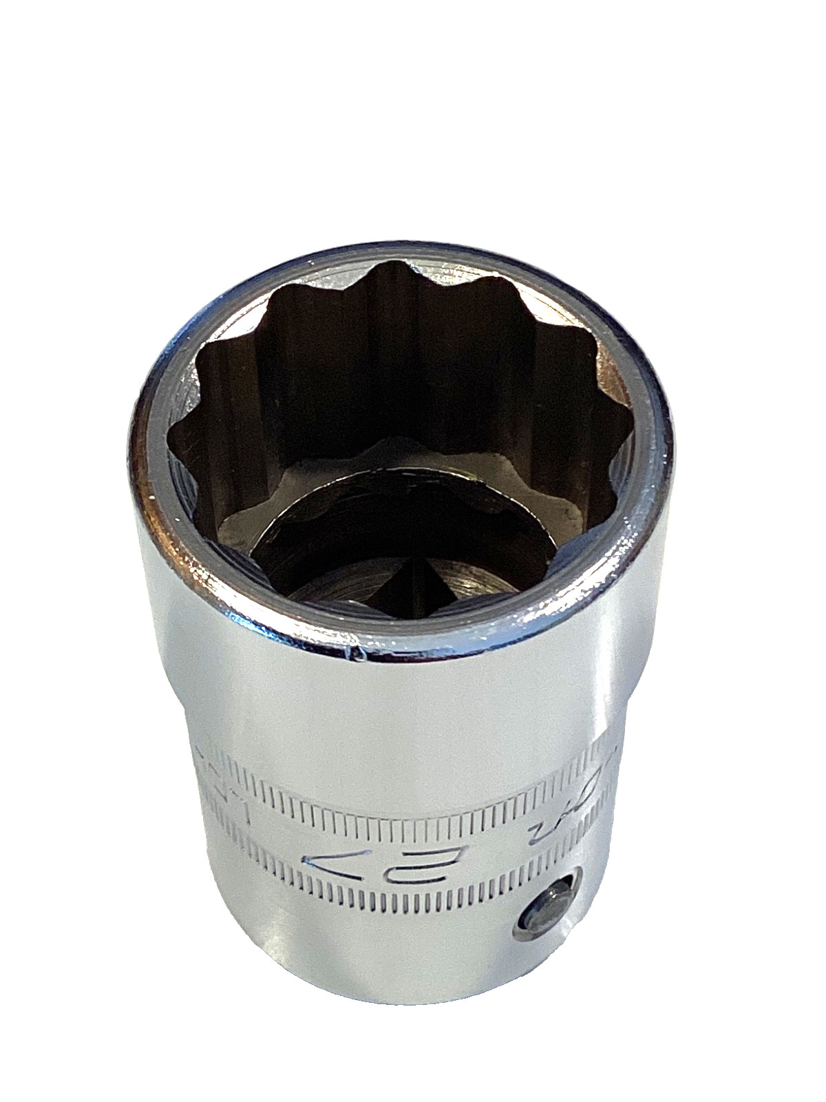 Snap On USA LDHM272 NEW 3/4” Drive 27MM 12 Point Metric Lock Pin Chrome Socket