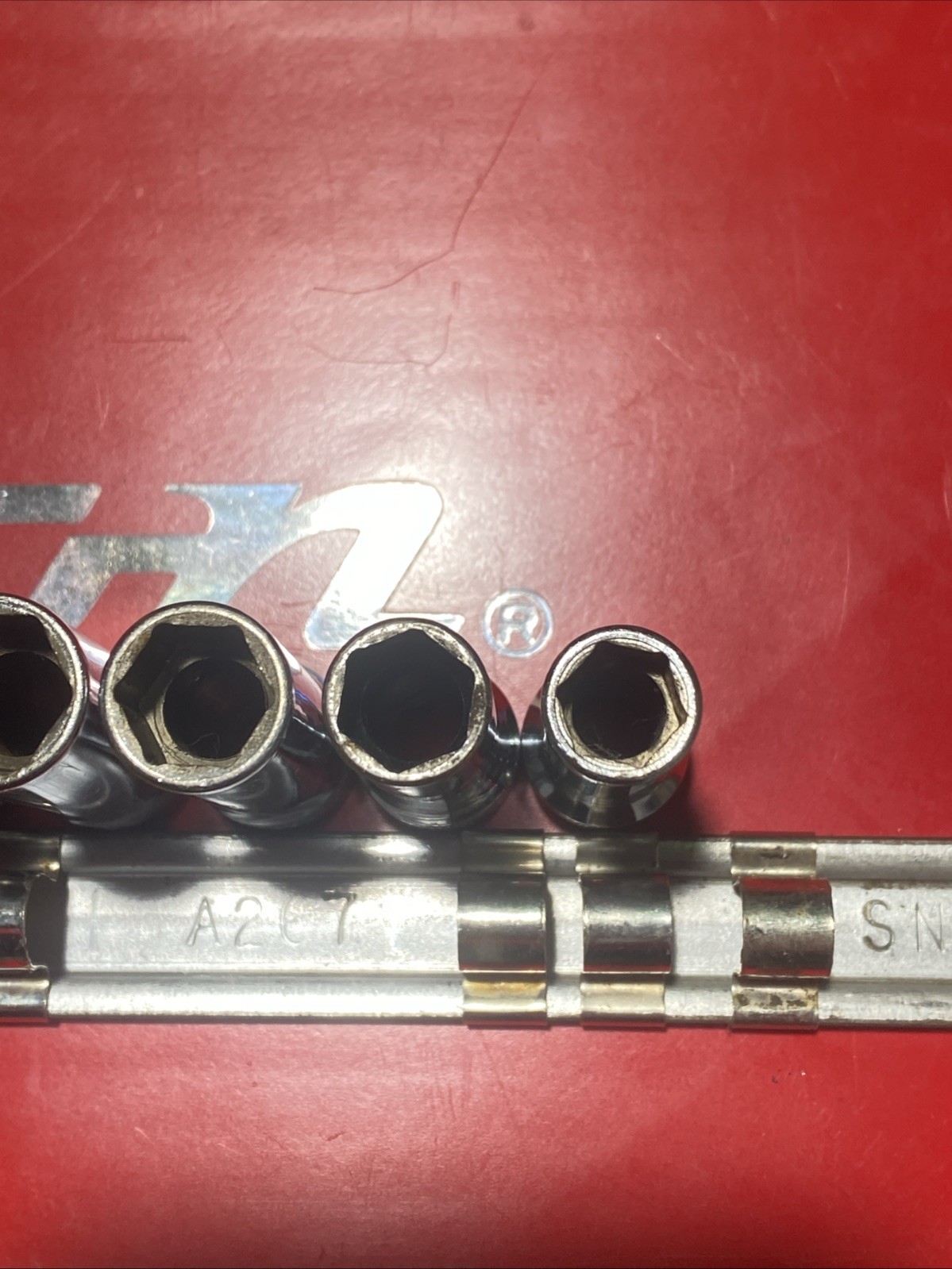SNAP-ON metric socket set 11pc. 9mm-19mm Good Condition