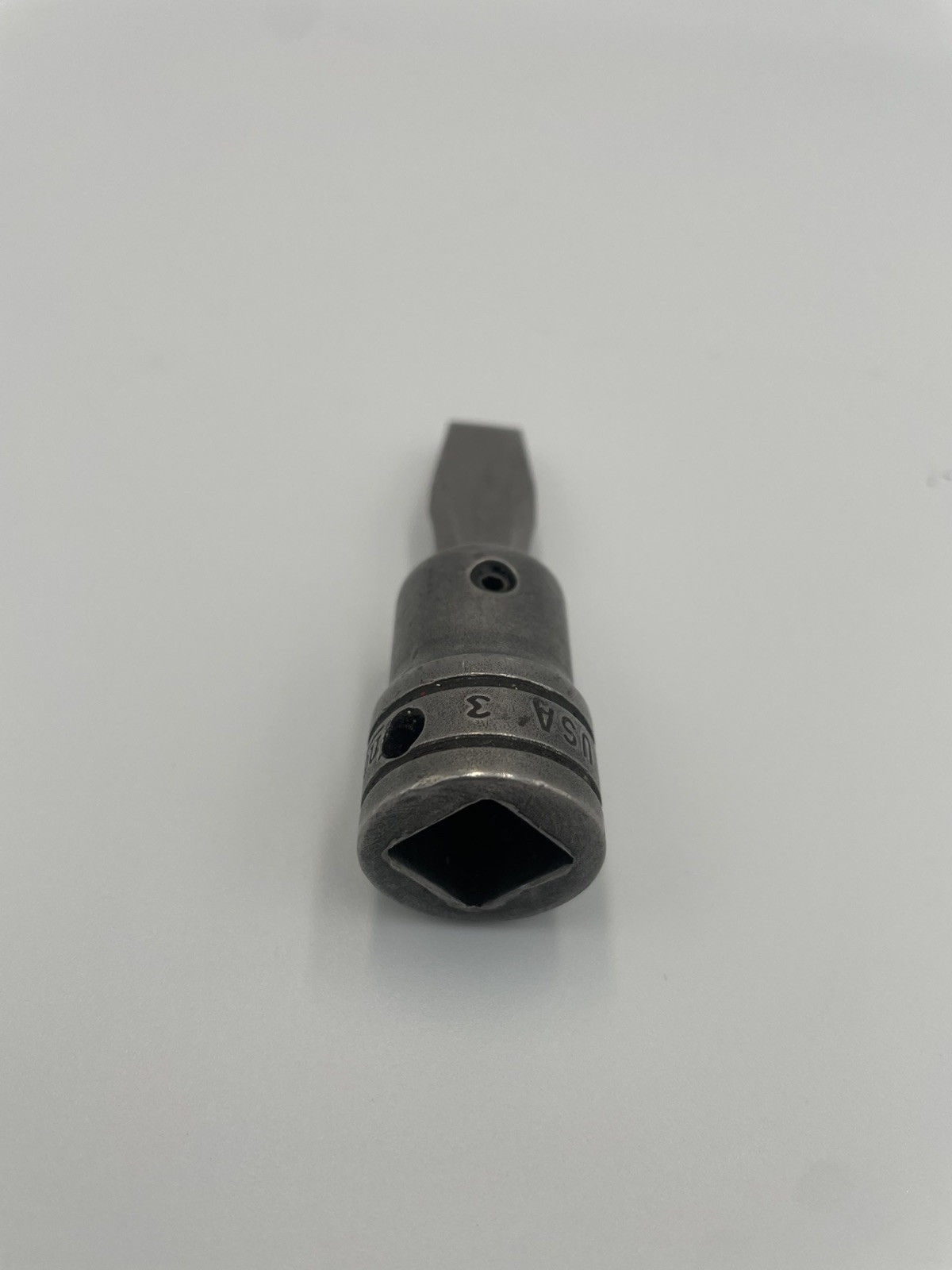 SNAP-ON TOOLS MODEL No. PSW-284 Standard Flat Screwdriver 1/2″ DR. IMPACT SOCKET