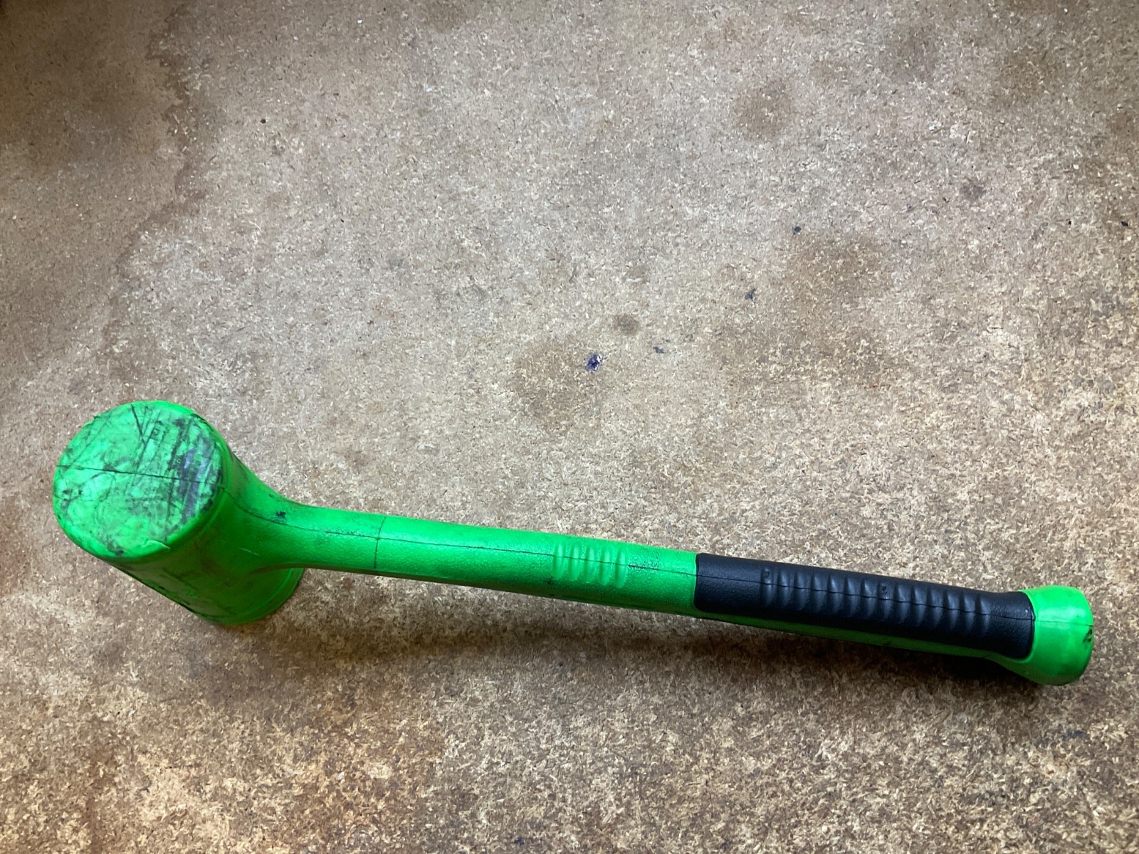 Snap-On HBFE48 Dead Blow Hammer 48 oz. USA Green 15″ Long Soft Grip Used