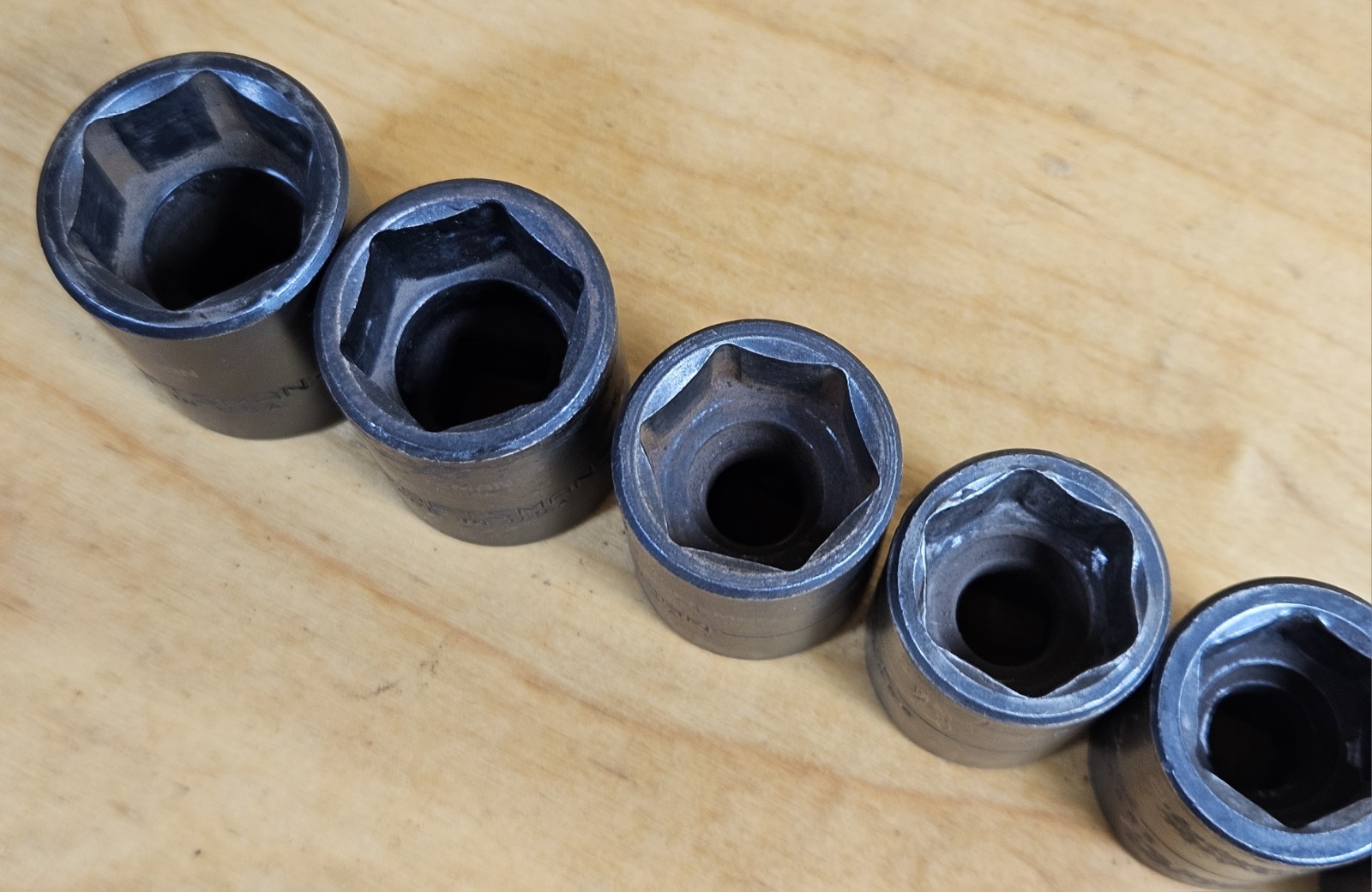USA Used SAE Craftsman GK 1/2″ Drive Impact Socket Set 12 Pieces 3/8- 1 1/16