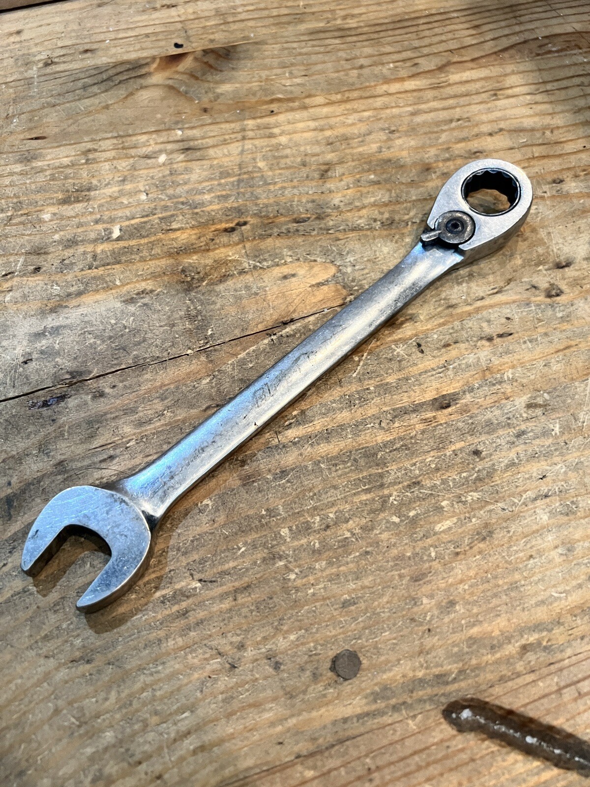 Blue-Point 19mm 12 Point Metric Offset Ratcheting Combination Wrench BOERM19
