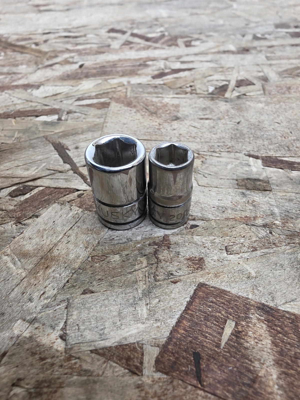 Husky 1/4 Drive 9/32 3/8 in Shallow 6 Point Chrome Socket Set 20012 20009 Used