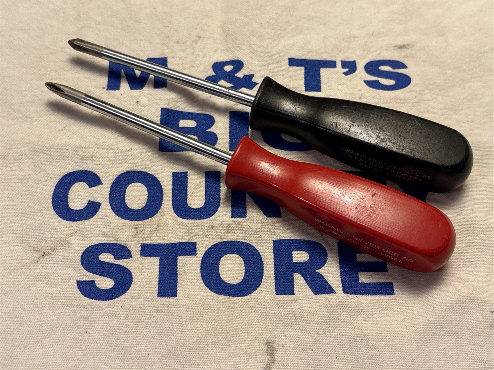 Snap-on Tools USA 2pc 6″ Screwdrivers Both Phillips SSDP31 & SSDZ31