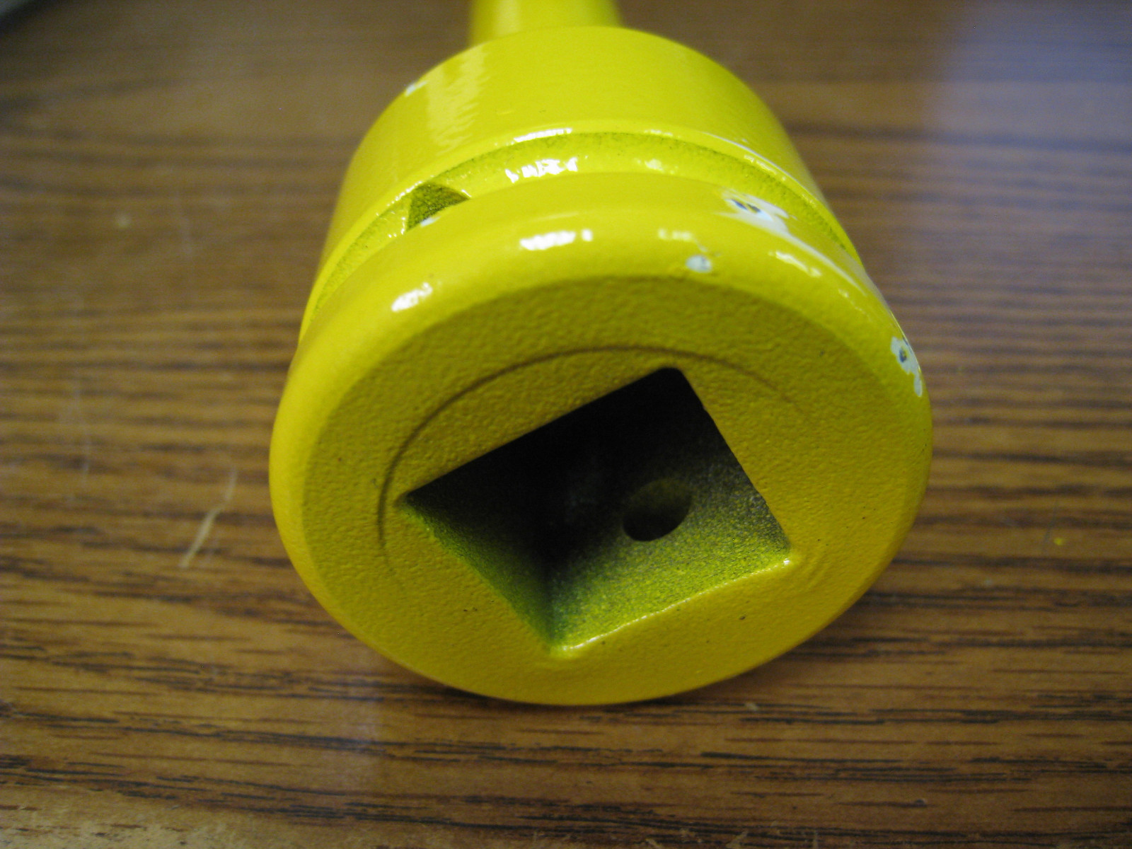 ACCUTORQ ACC-20-3921 3/4″ DRIVE 13/16″ 475 FT LBS 650Nm YELLOW TORQUE SOCKET