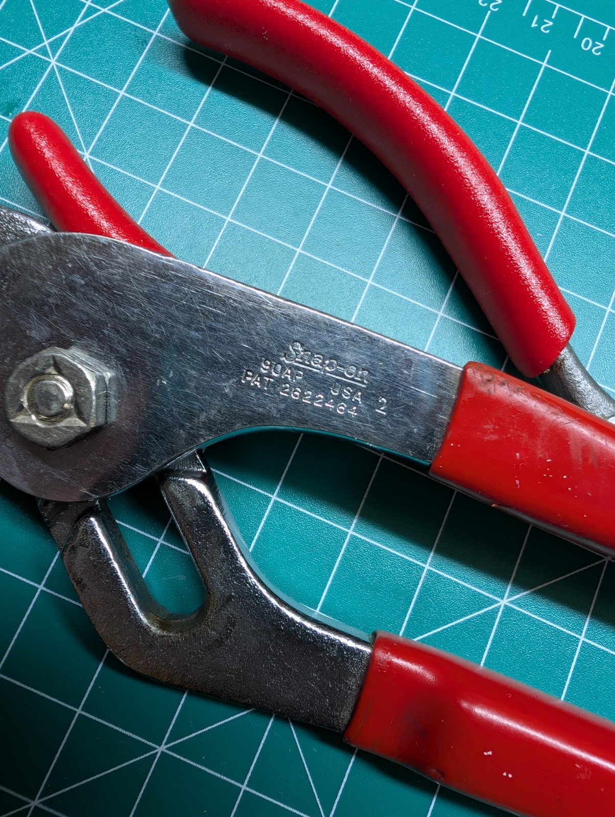 Snap-on Tool Set 91ACP 9″ Adjustable Joint Pliers & 95BCP Needle Nose Pliers USA
