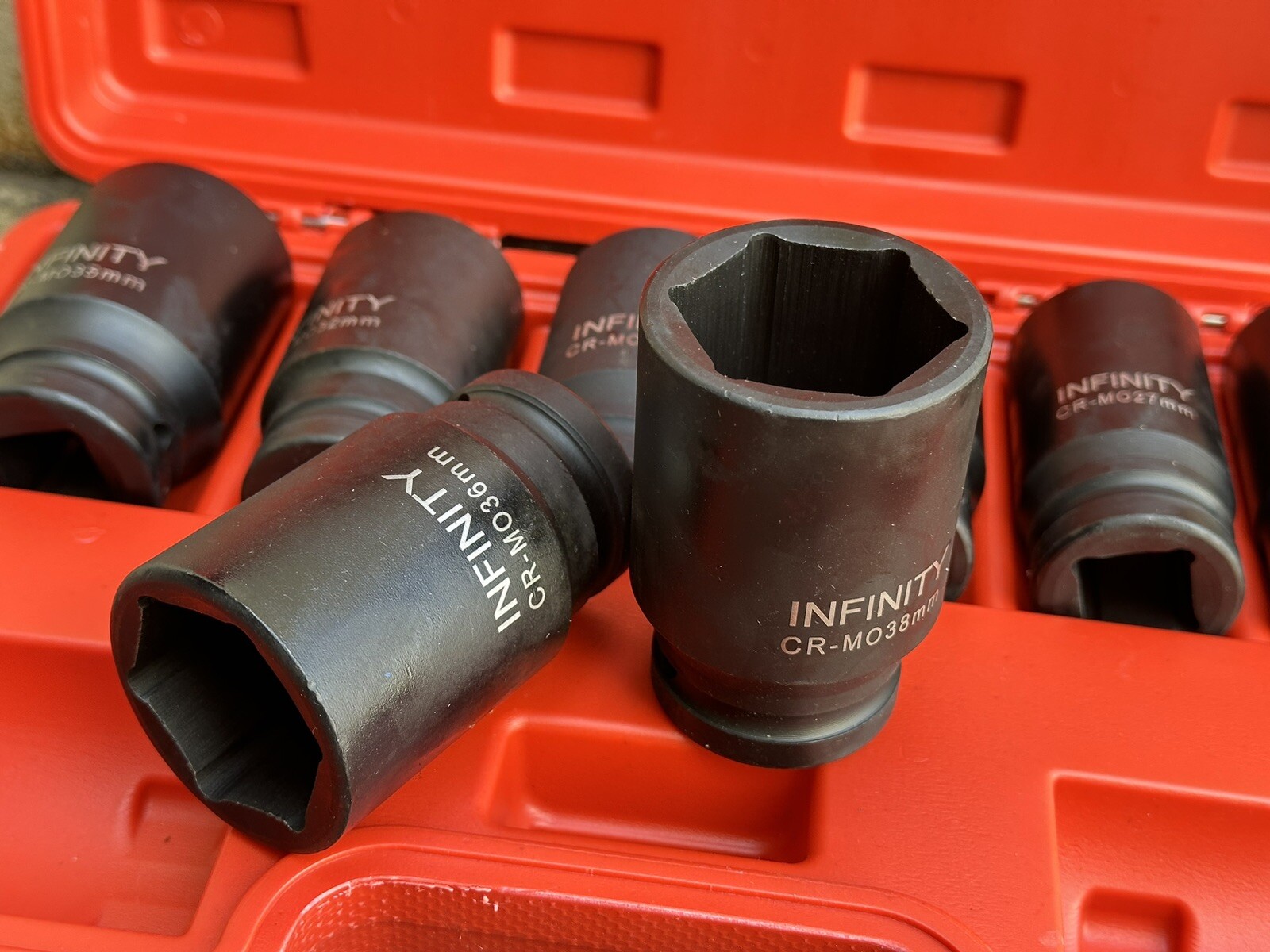 8 Pcs 3/4” Dr. Deep Impact Socket Set CR-MO Metric 6-Point 26mm ~38mm