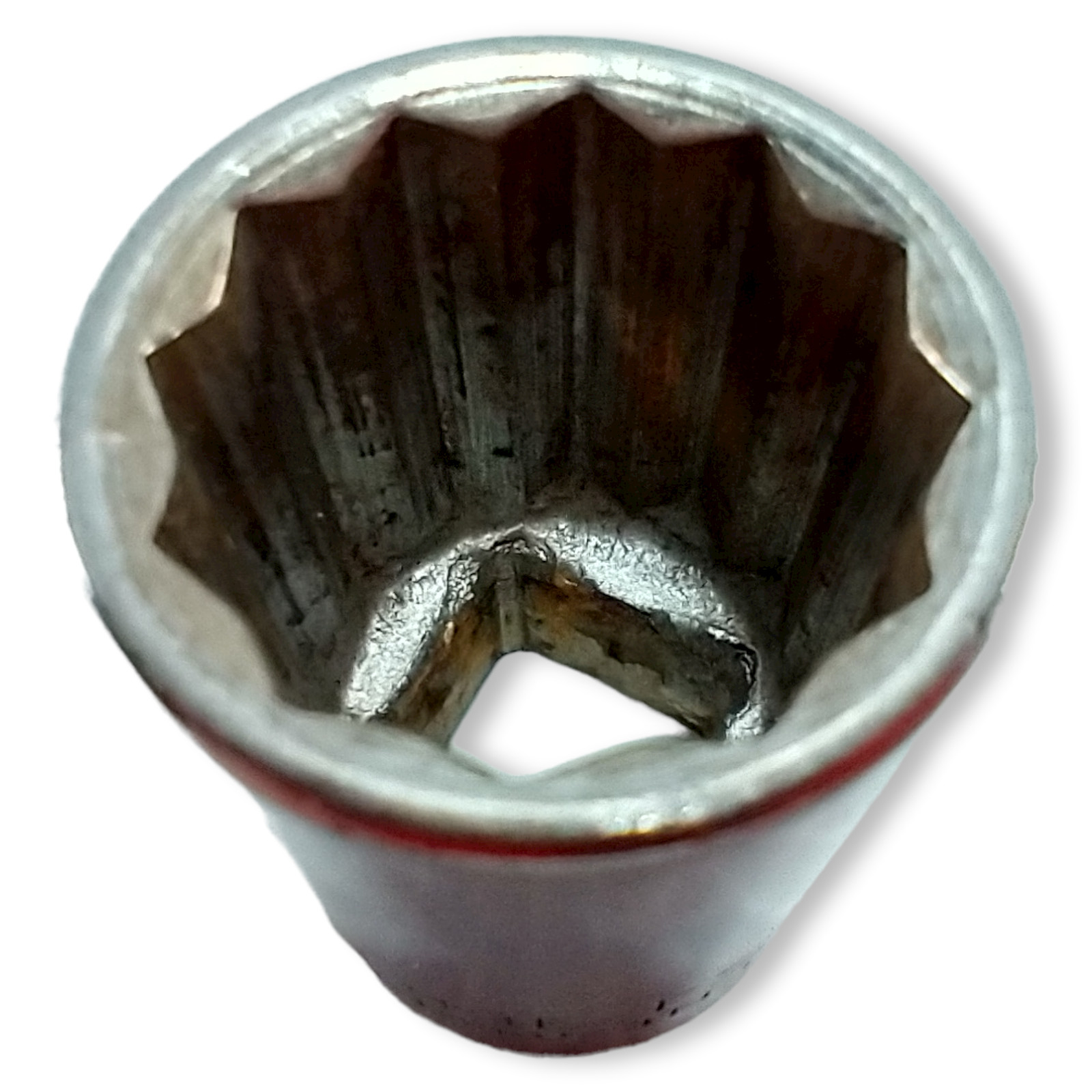 Craftsman V 44238 – 1/2″ Drive – 19 MM 12 Pt. Socket