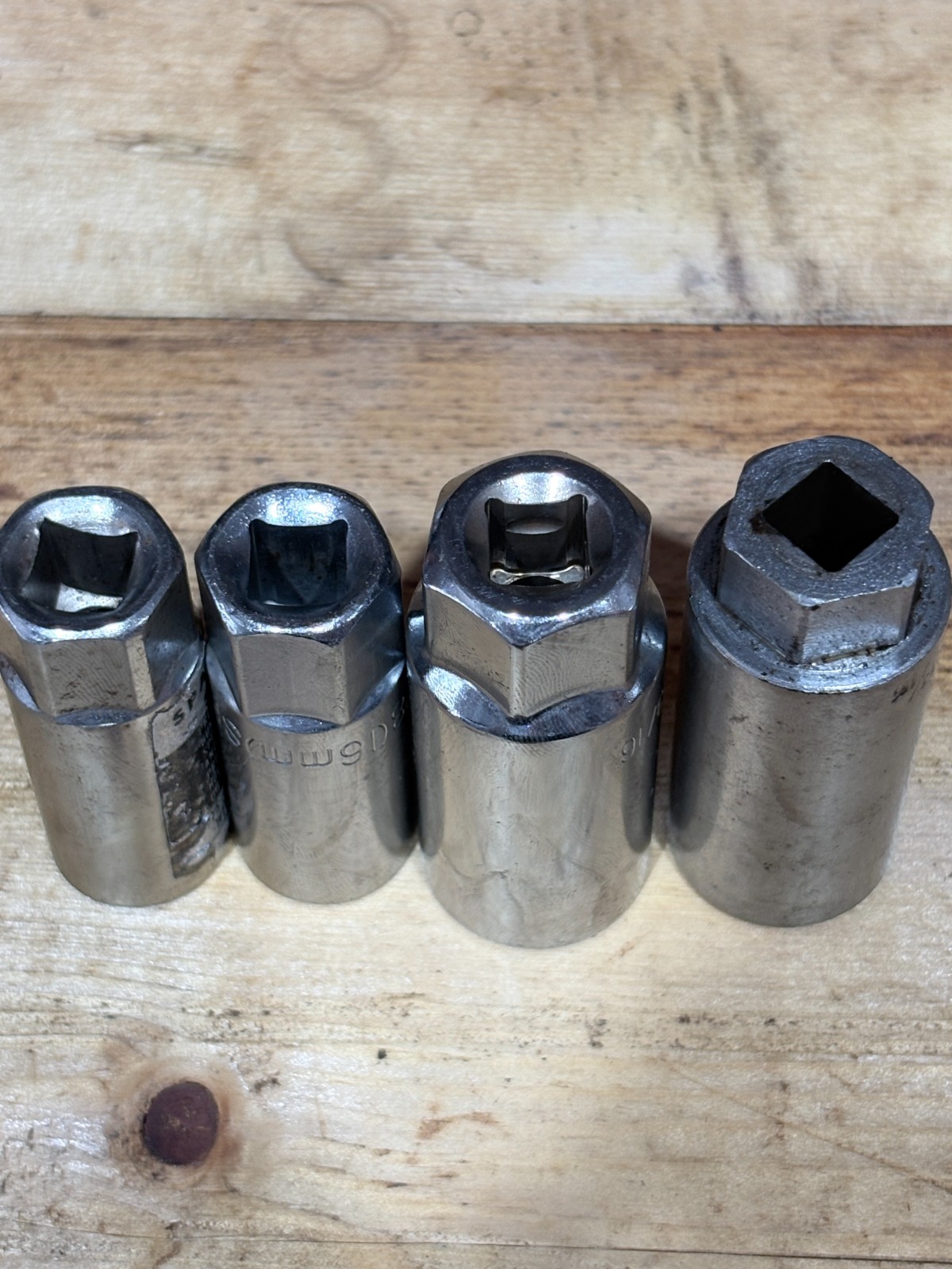4 Pieces Deep Sockets Spark Plug Socket 5/8″ 13/16″ SAE 3/8″ Drive 6 Point