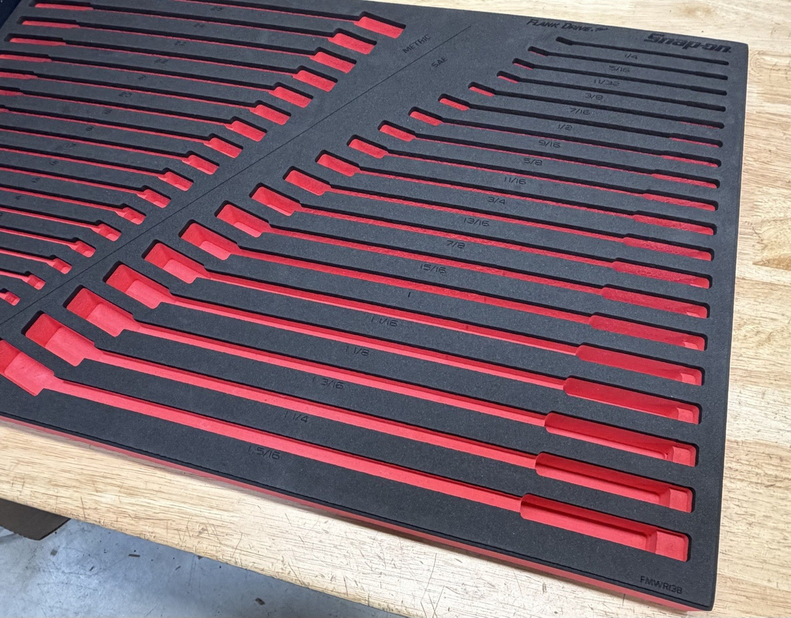Snap-on RED Flank Dr Plus FOAM TRAY 38pc SAE Metric Combo Wrench Set FMWR13B