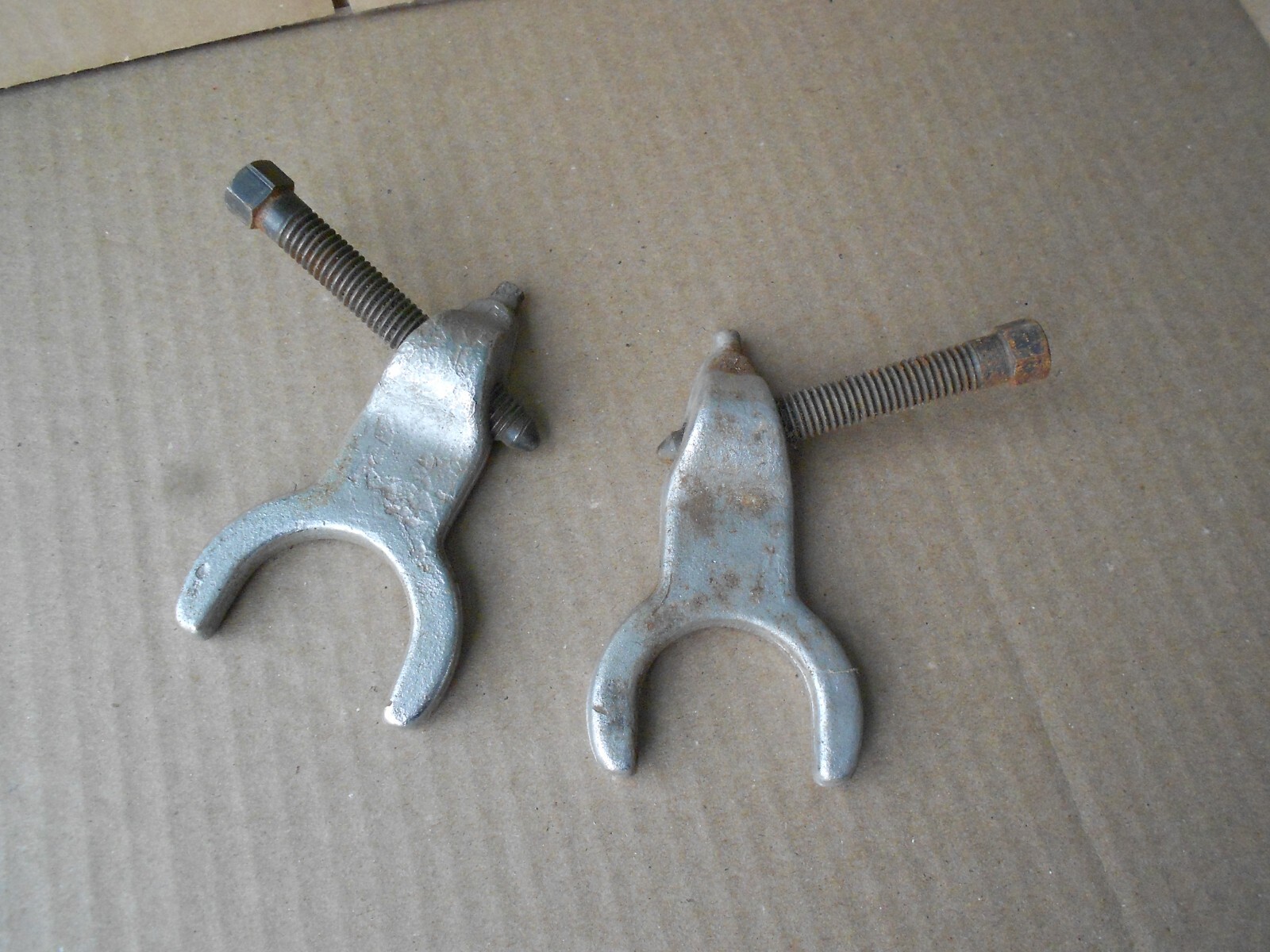 Mac Tool CC7044 for Ford Pinto Mustang Mercury Bobcat Rear RH & LH Original