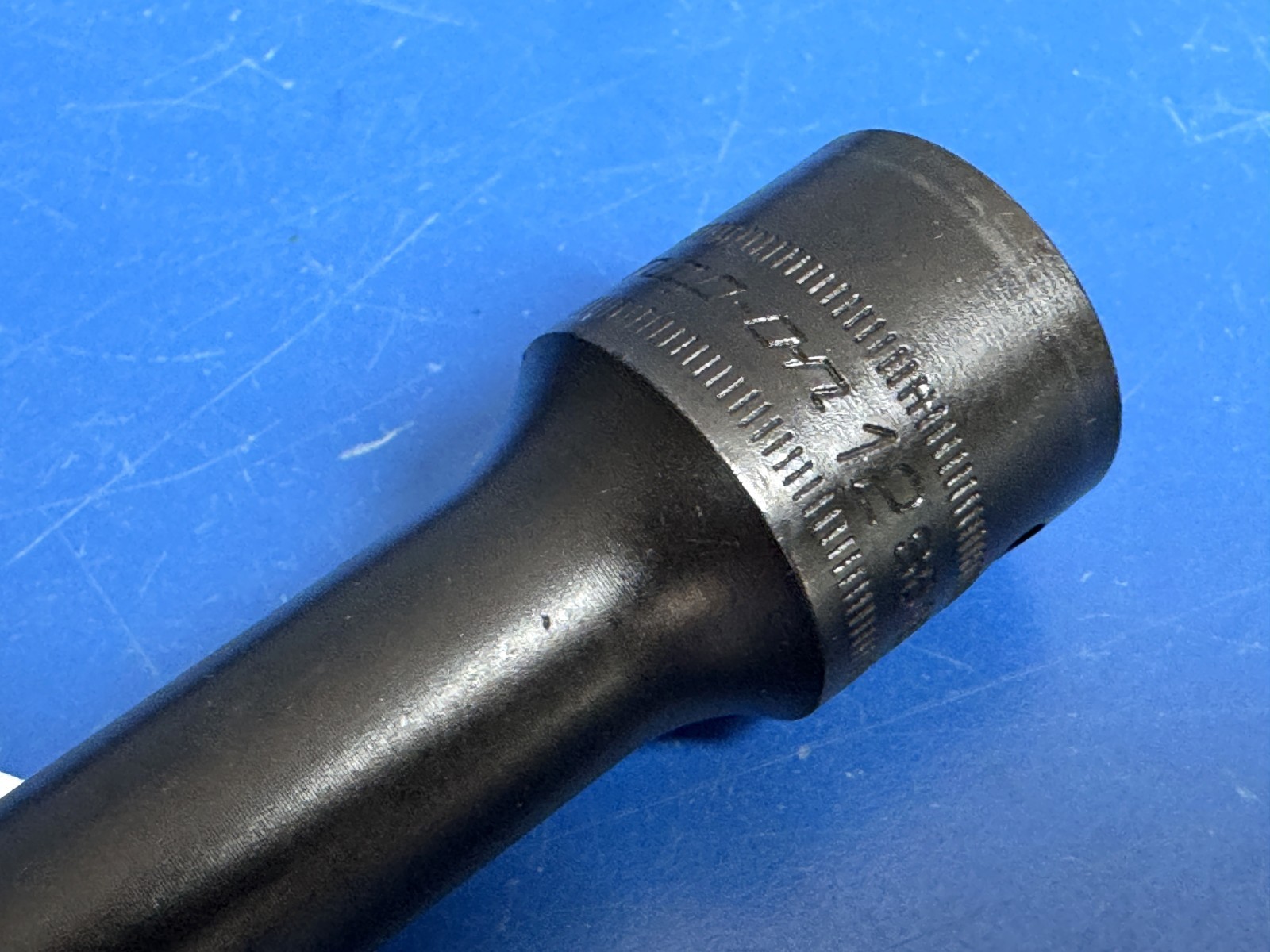 Snap-on 1/2″ Drive Extra Long 12-point 12mm Nissan Head Bolt socket S6160 NEW