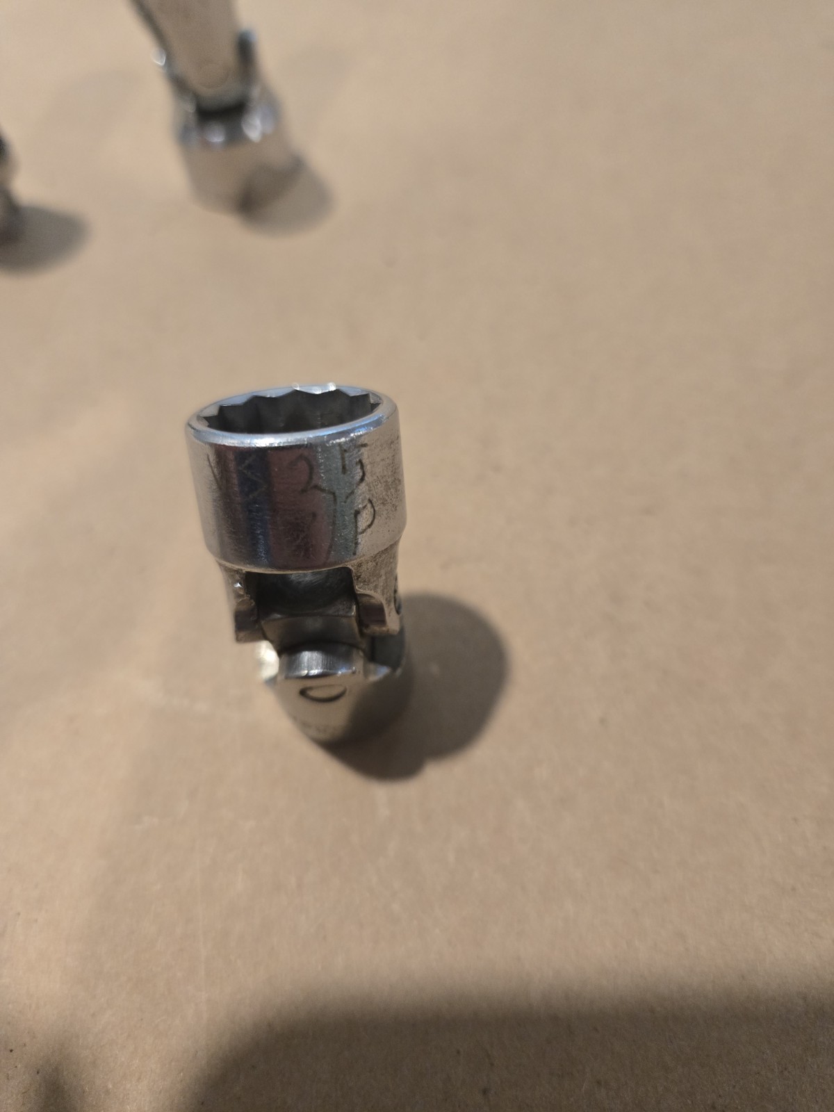 Snap On 3/8″ Drive 9/16″ 5/8″ Universal Swivel Sockets V Series Read Ad Lot Of 3