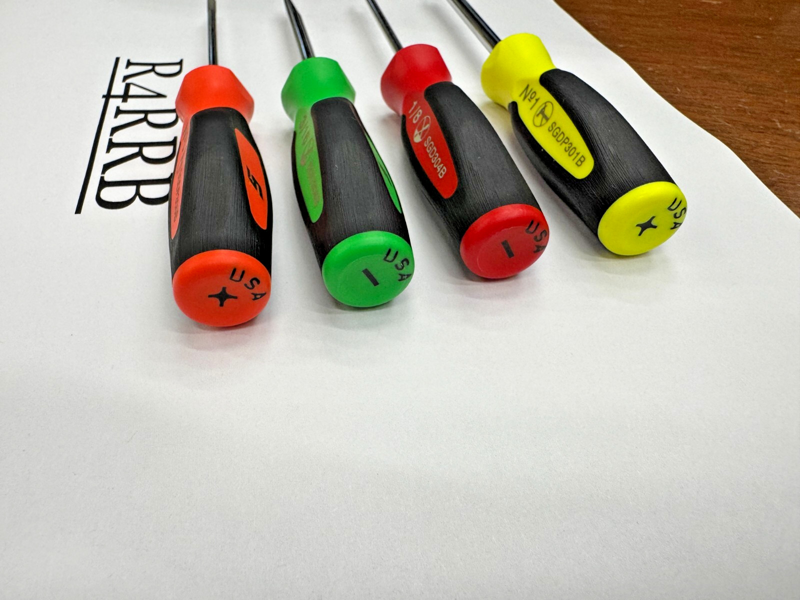 Snap-on Tools NEW MULTI-COLOR 4pc Mini Soft Grip Combo Screwdriver Set SGDX40BMC