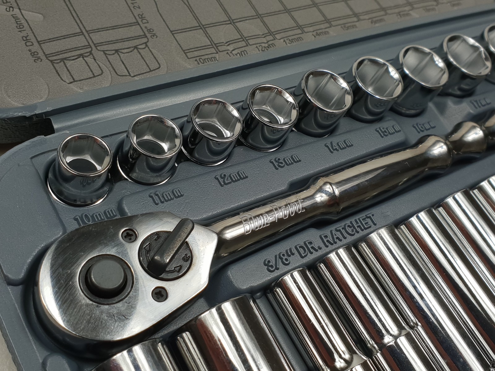 Blue Point 24pc 3/8″ Socket Set – As sold by Snap On.