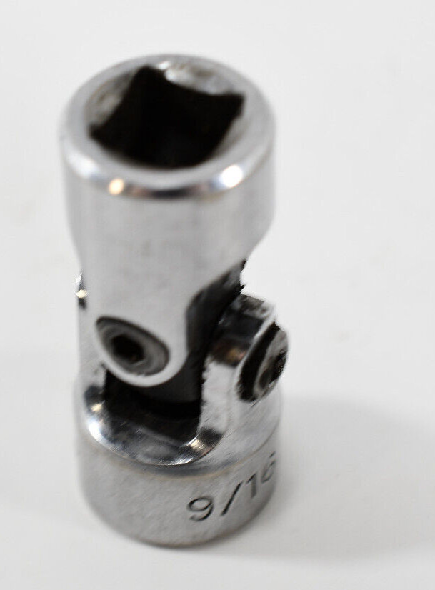 Matco Tools XU186R 9/16″ 3/8″ Drive 6-Point Shallow Swivel Socket M191
