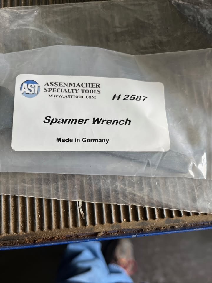This Spanner Wrench is needed for adjusting the tension of the timing belt VW