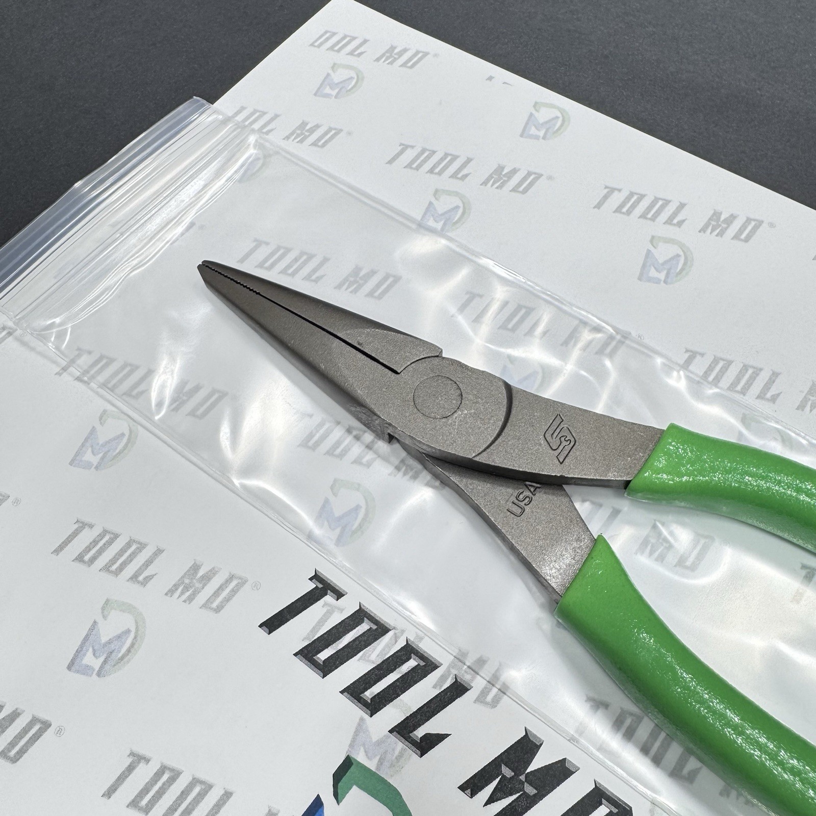 Snap-on Tools USA NEW GREEN 8″ Talon Soft Grip Needle Nose Pliers 96ACFG