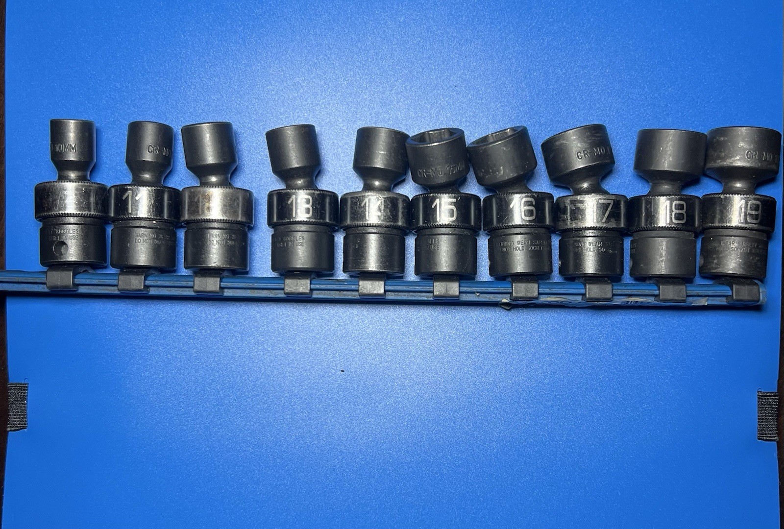 10 PIECE 3/8″ DRIVE METRIC 6 POINT ADV UNIVERSAL IMPACT SOCKET SET SBUPM106V