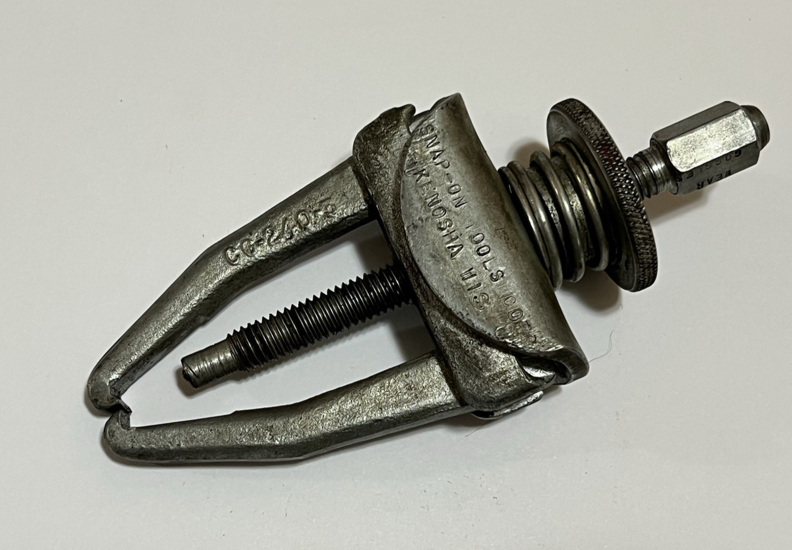 Snap On CG-240 2-Ton 2-Jaw Gear Bearing Puller 3″ Spread 2-1/2″ Reach USA NICE