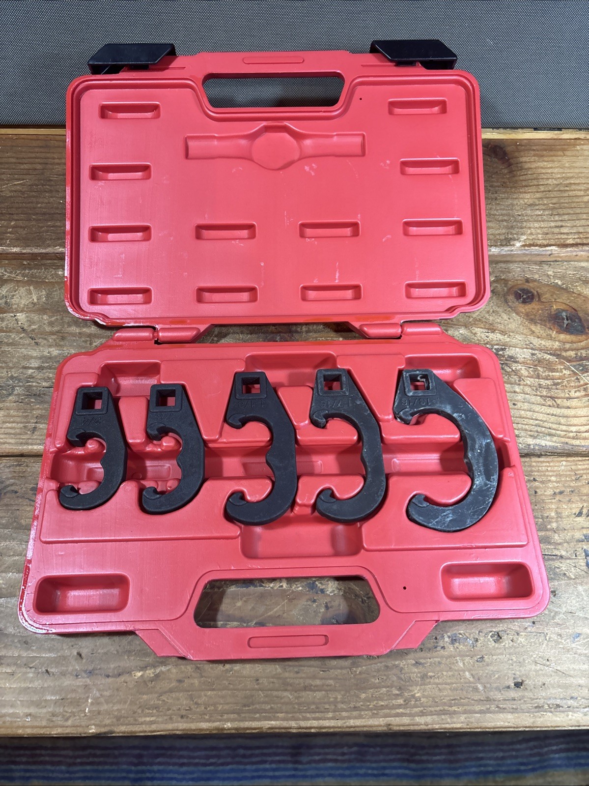 Tie Rod Tool Set See Pictures for Sizes. in Excellent Condition