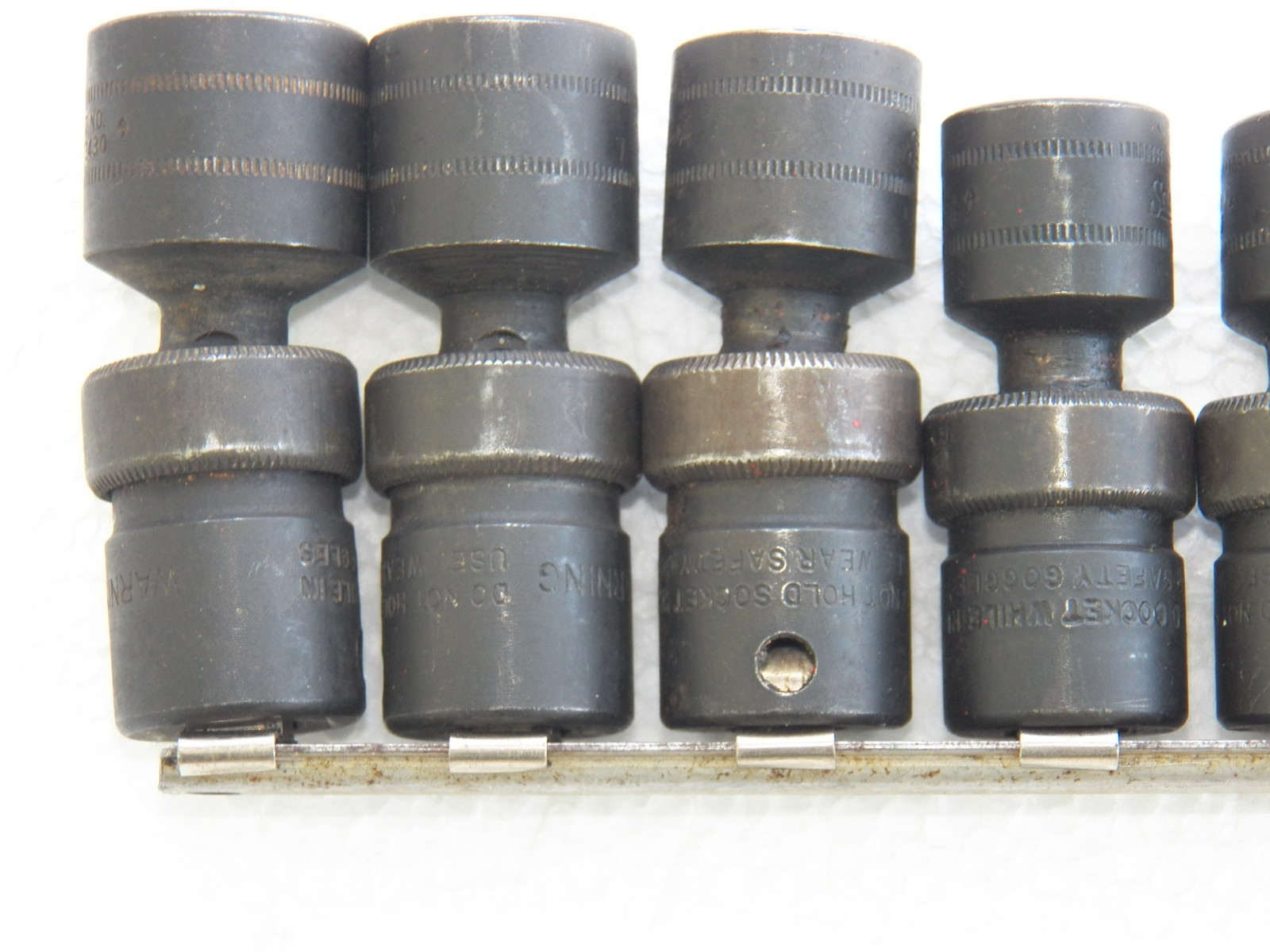 Snap-on 3/8″ drive Metric 10-19 & Sae 3/8-3/4 6-point IMPACT Swivel Socket Sets