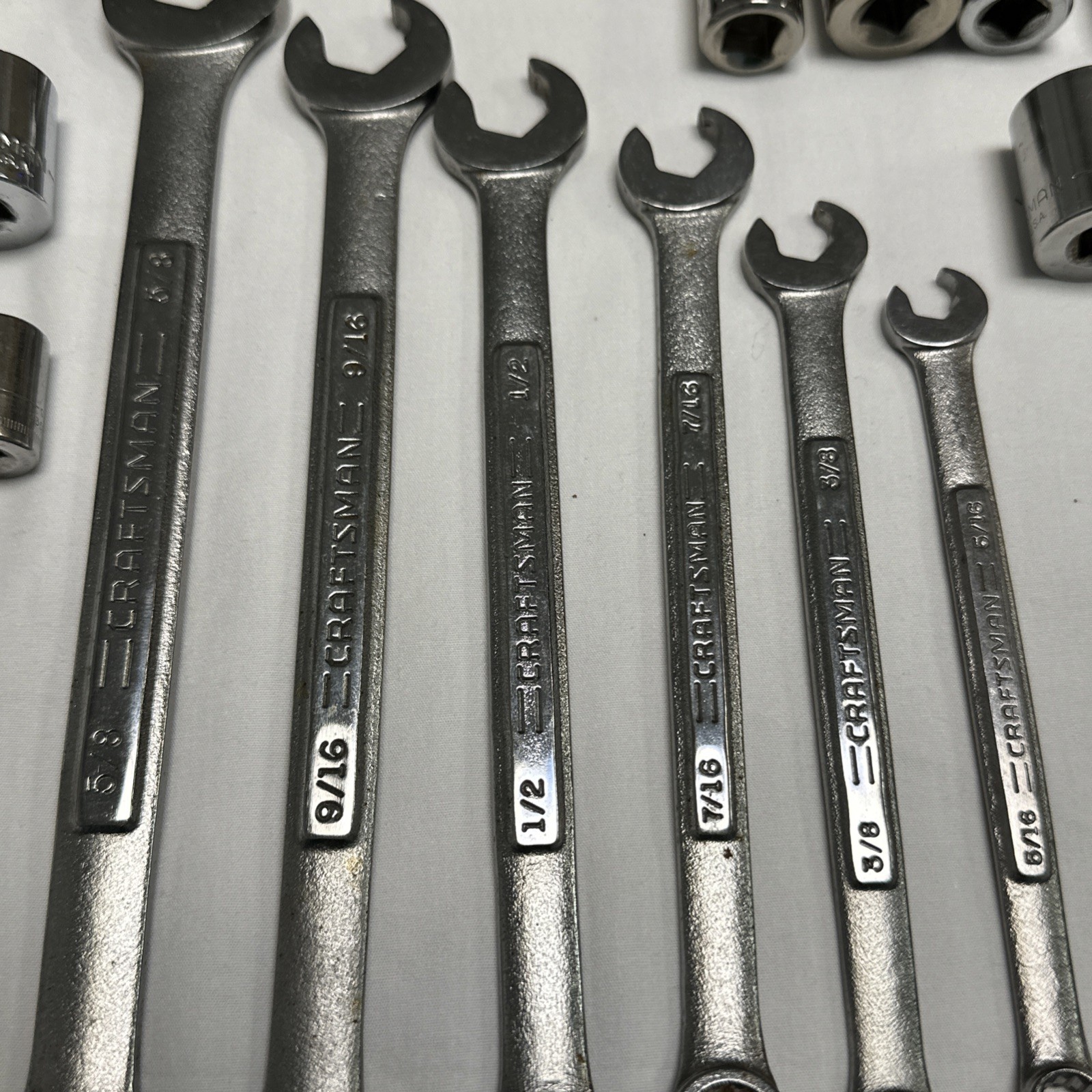 Craftsman assorted metric and standard wrench, Wratchet, Socket Lot (124 Pieces)